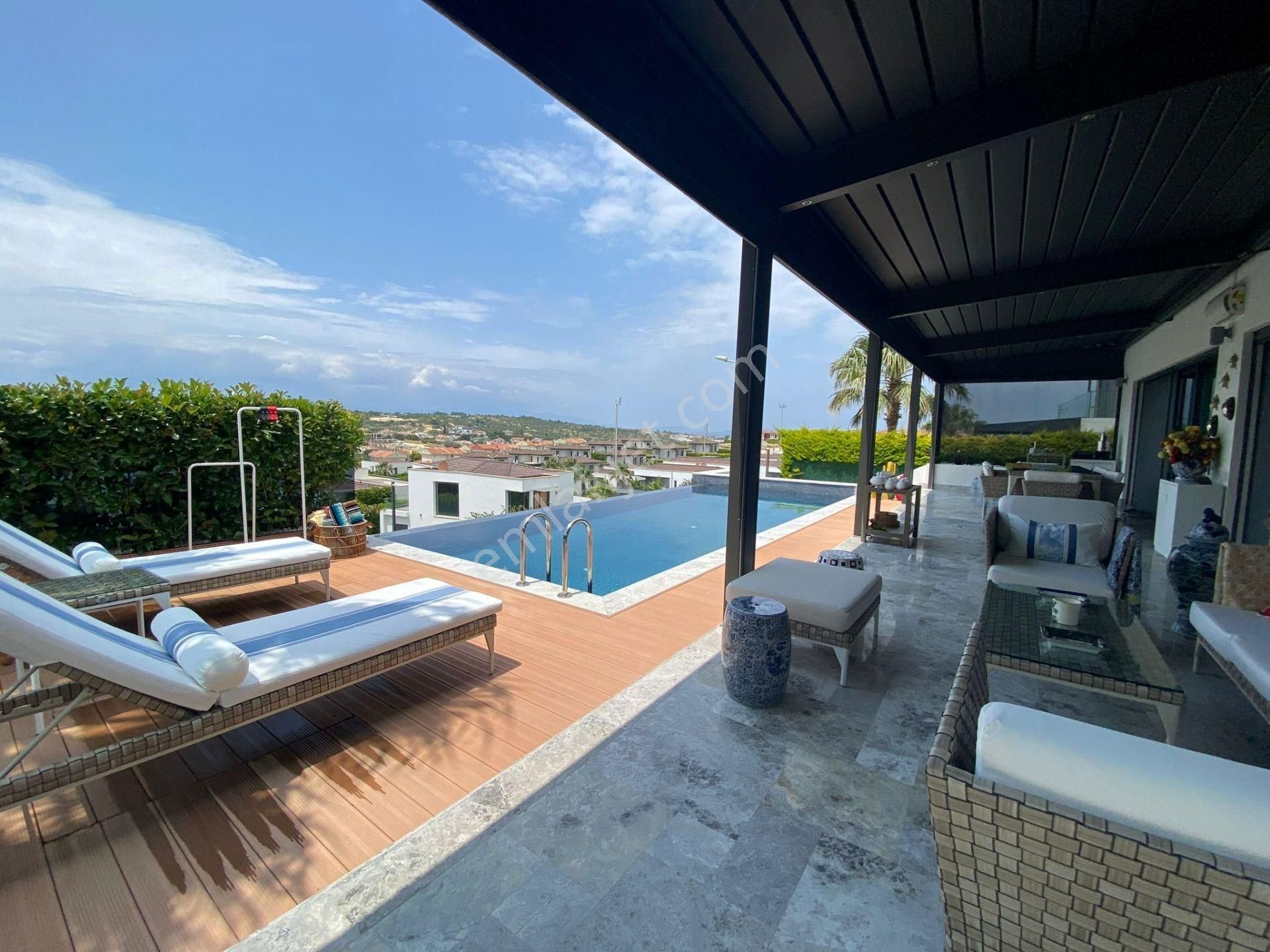 Dağıstan Gayrimenkul Çeşme'de 6+1 Satılık Ultra Lüks Villa - Görsel 19