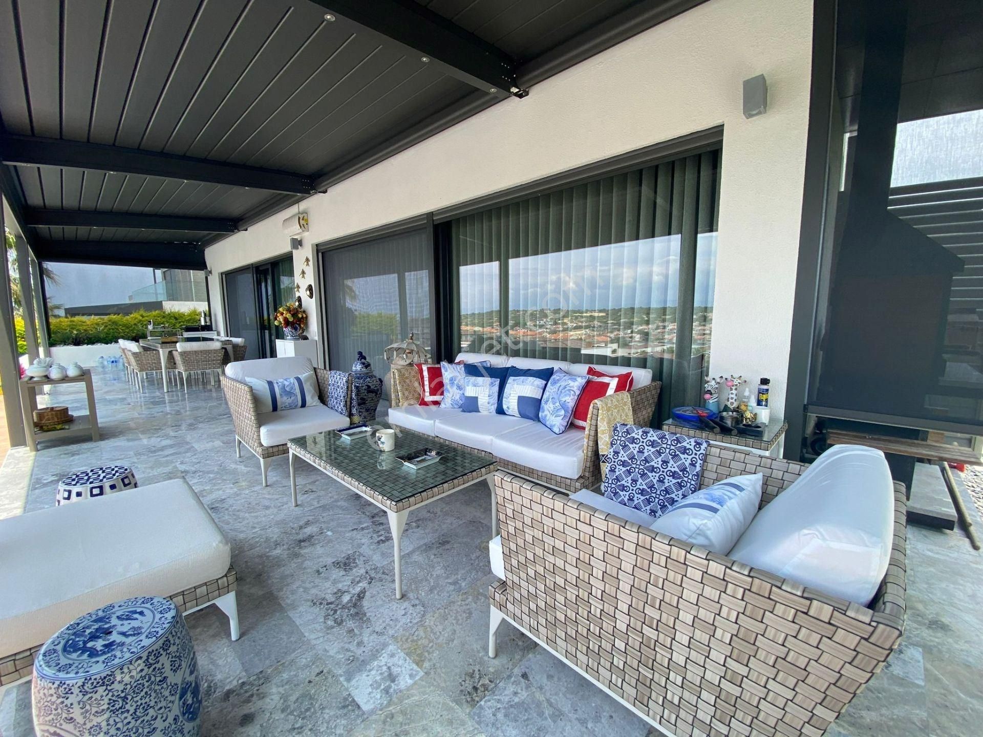 Dağıstan Gayrimenkul Çeşme'de 6+1 Satılık Ultra Lüks Villa - Görsel 26