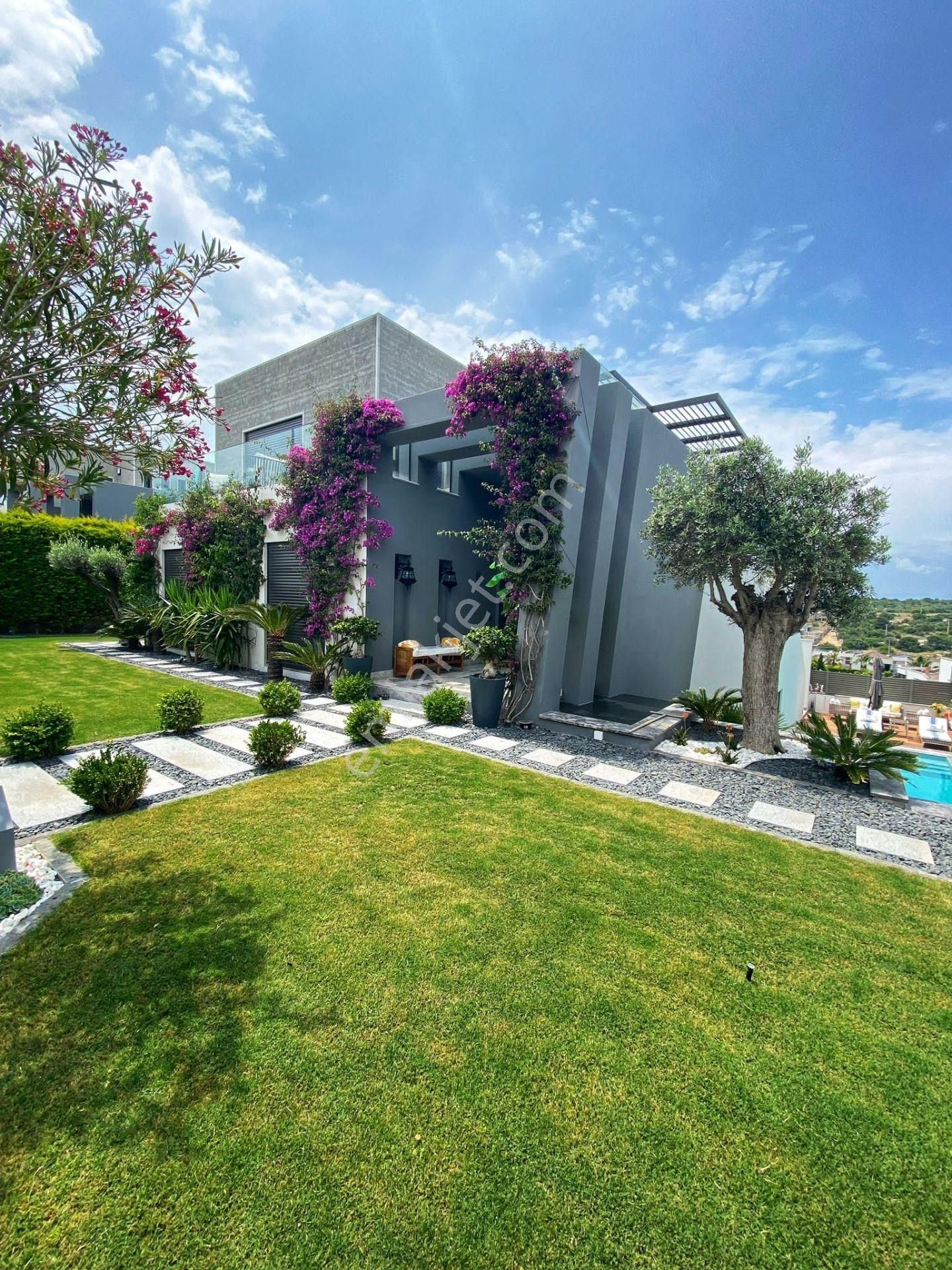 Dağıstan Gayrimenkul Çeşme'de 6+1 Satılık Ultra Lüks Villa - Görsel 28