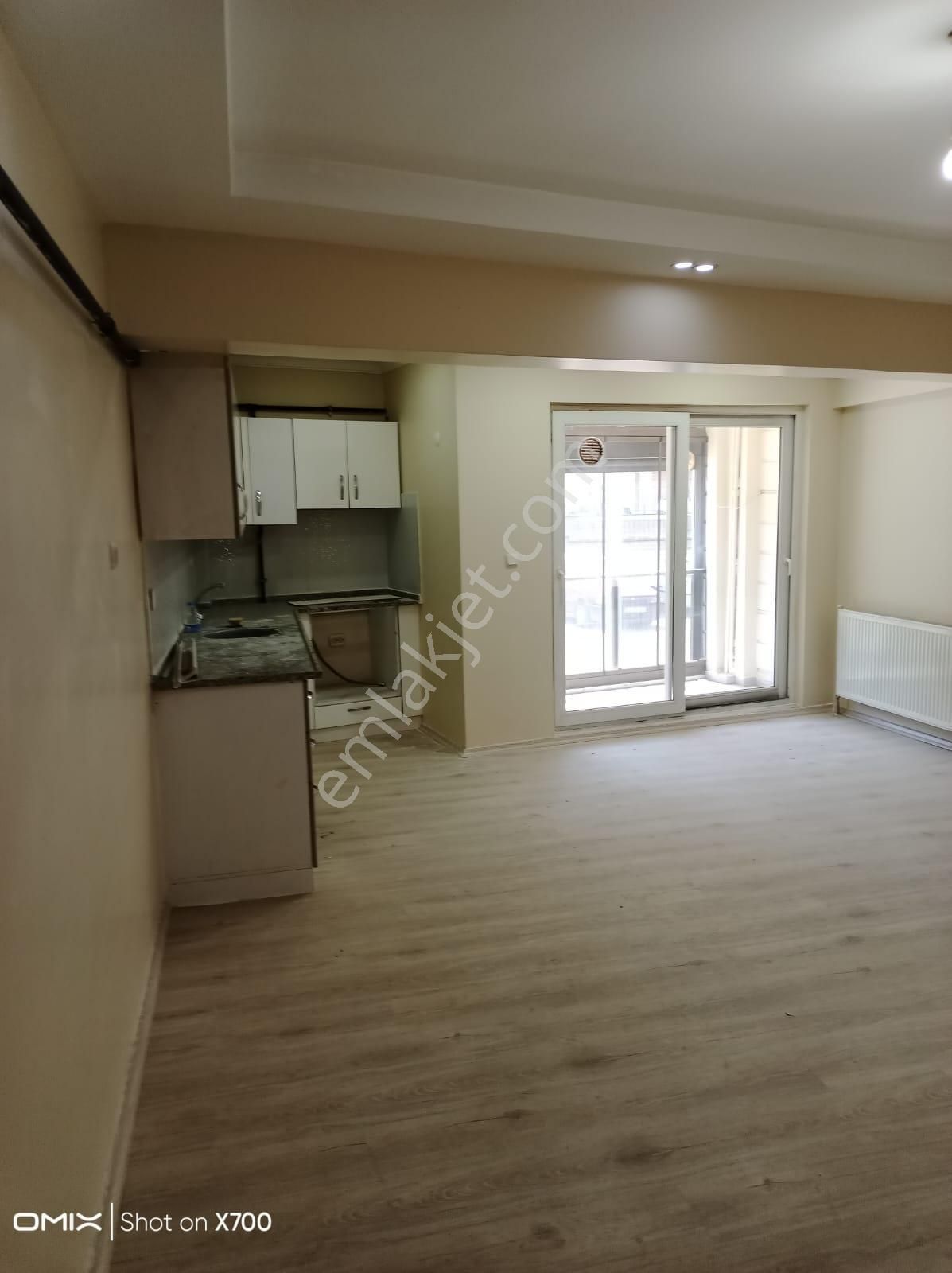 Nazilli Yeni Kiralık Daire Göçmen Gayrimenkul'den Yeni Mah.3+1 Kiralık Dublex