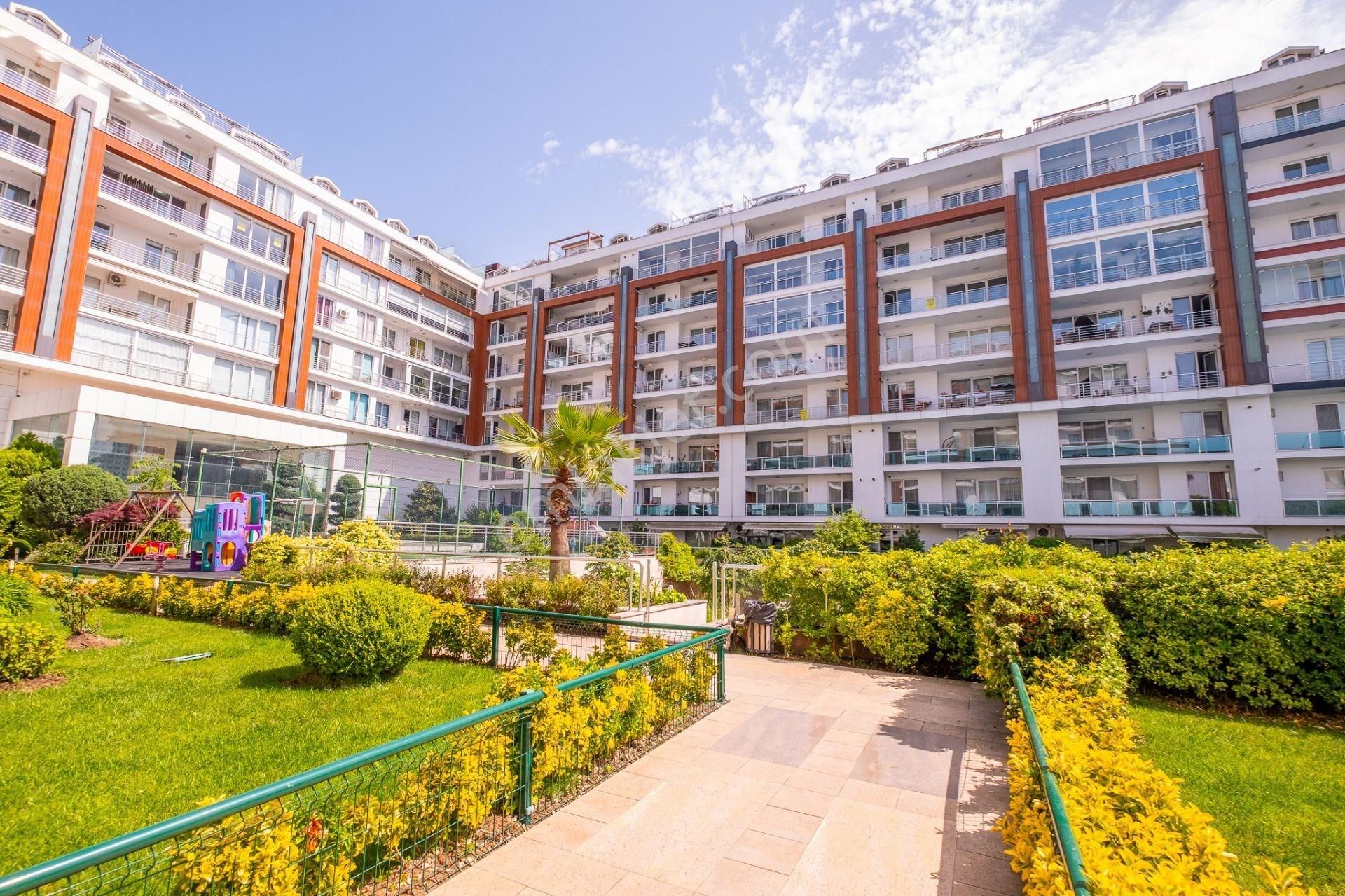 Beykent Ginza Residans 3+1 Deniz Ve Göl Manzaralı 200m2 Luxury - Görsel 4