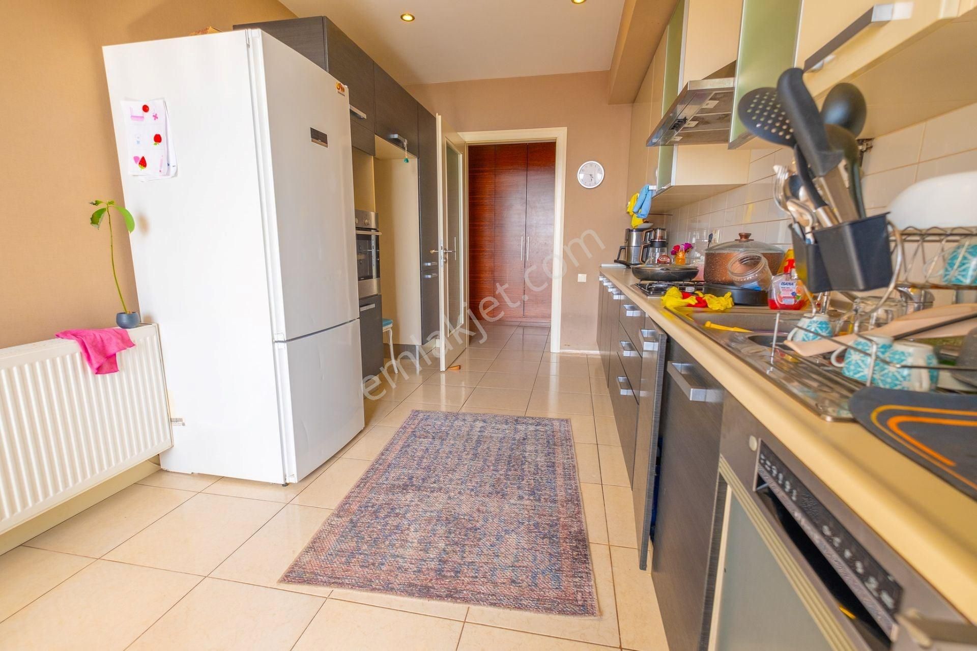 Beykent Ginza Residans 3+1 Deniz Ve Göl Manzaralı 200m2 Luxury - Görsel 17
