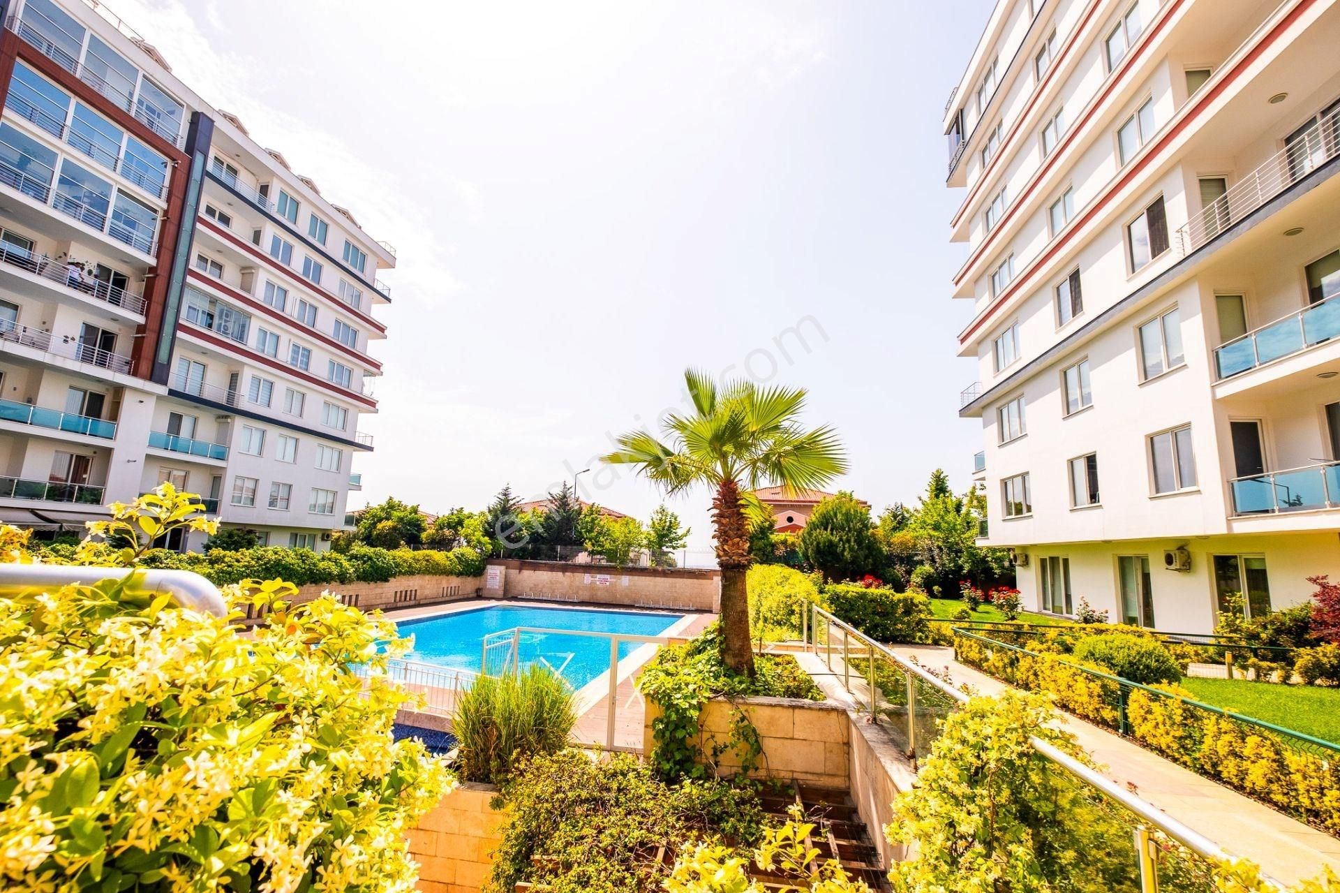 Beykent Ginza Residans 3+1 Deniz Ve Göl Manzaralı 200m2 Luxury - Görsel 5