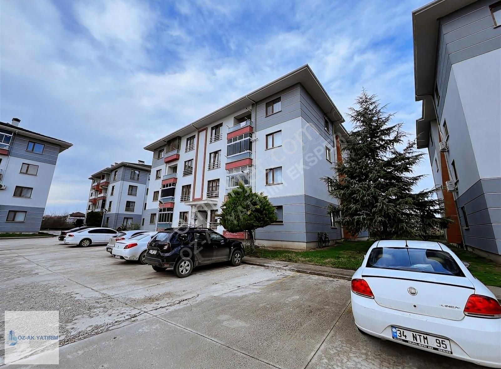 Düzce Merkez Beyciler Satılık Daire Öz-ak Tan Beycilerde Site İçerisinde 2 Cepheli Satılık 3+1 Daire