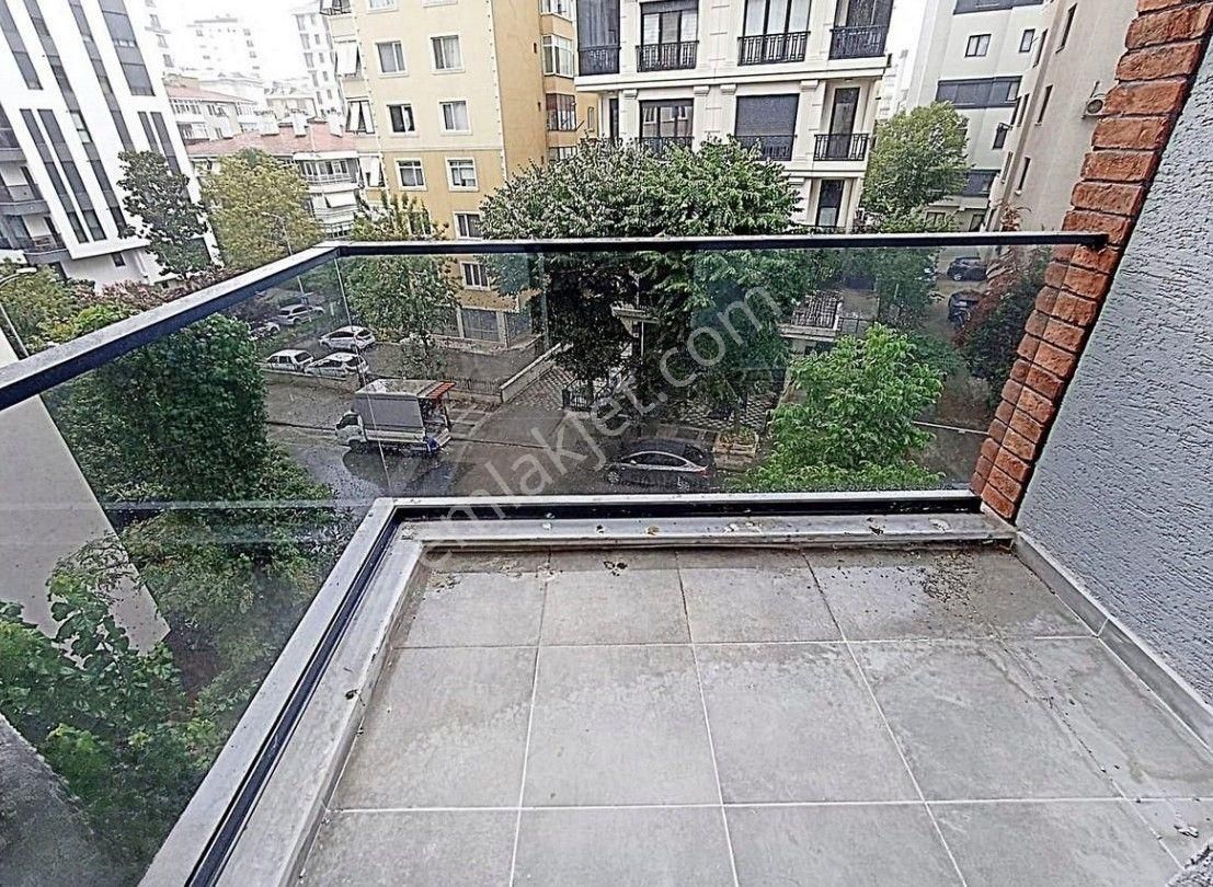 Kadıköy Bostancı Satılık Daire Bostancı İskanlı Balkonlu Kombi Isıtma Boş 3+1 Satılık Sıfır Daire