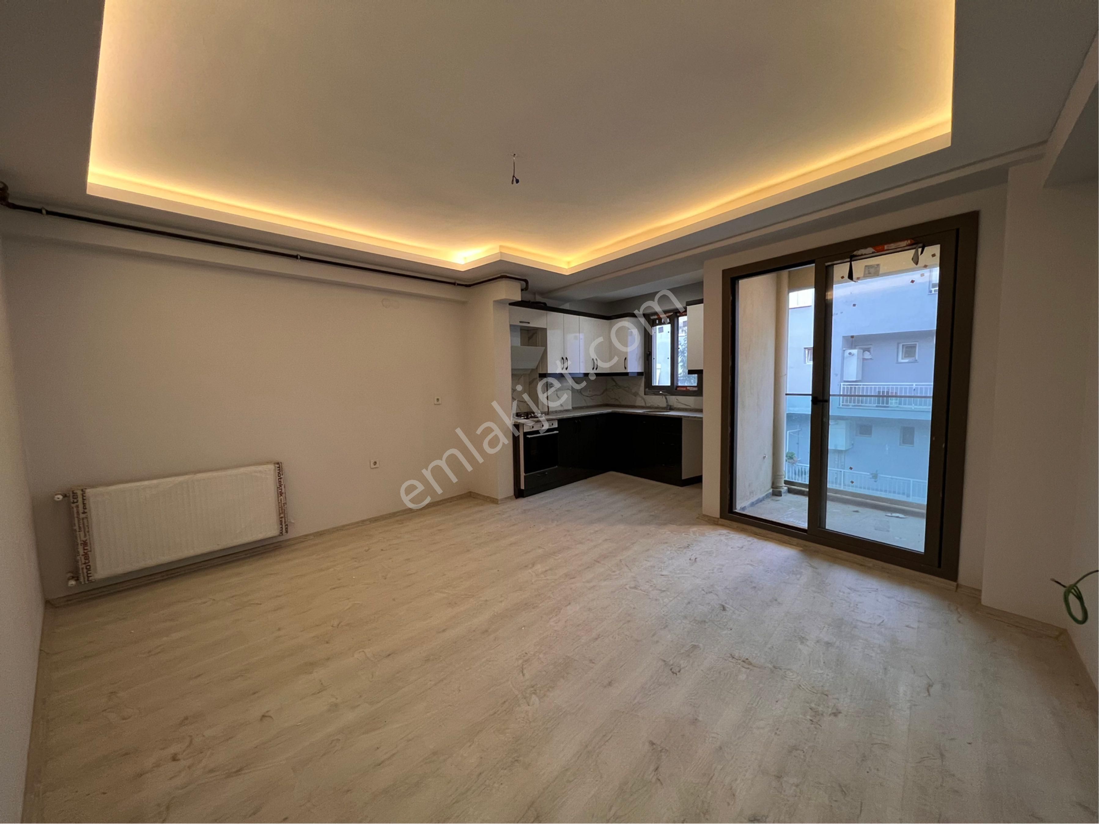 Buca Kozağaç Satılık Daire Buca Üçkuyular Ve Hasanağa Bahçesi Yakını 2+1 85m2 Dgazlı Satılık Daire