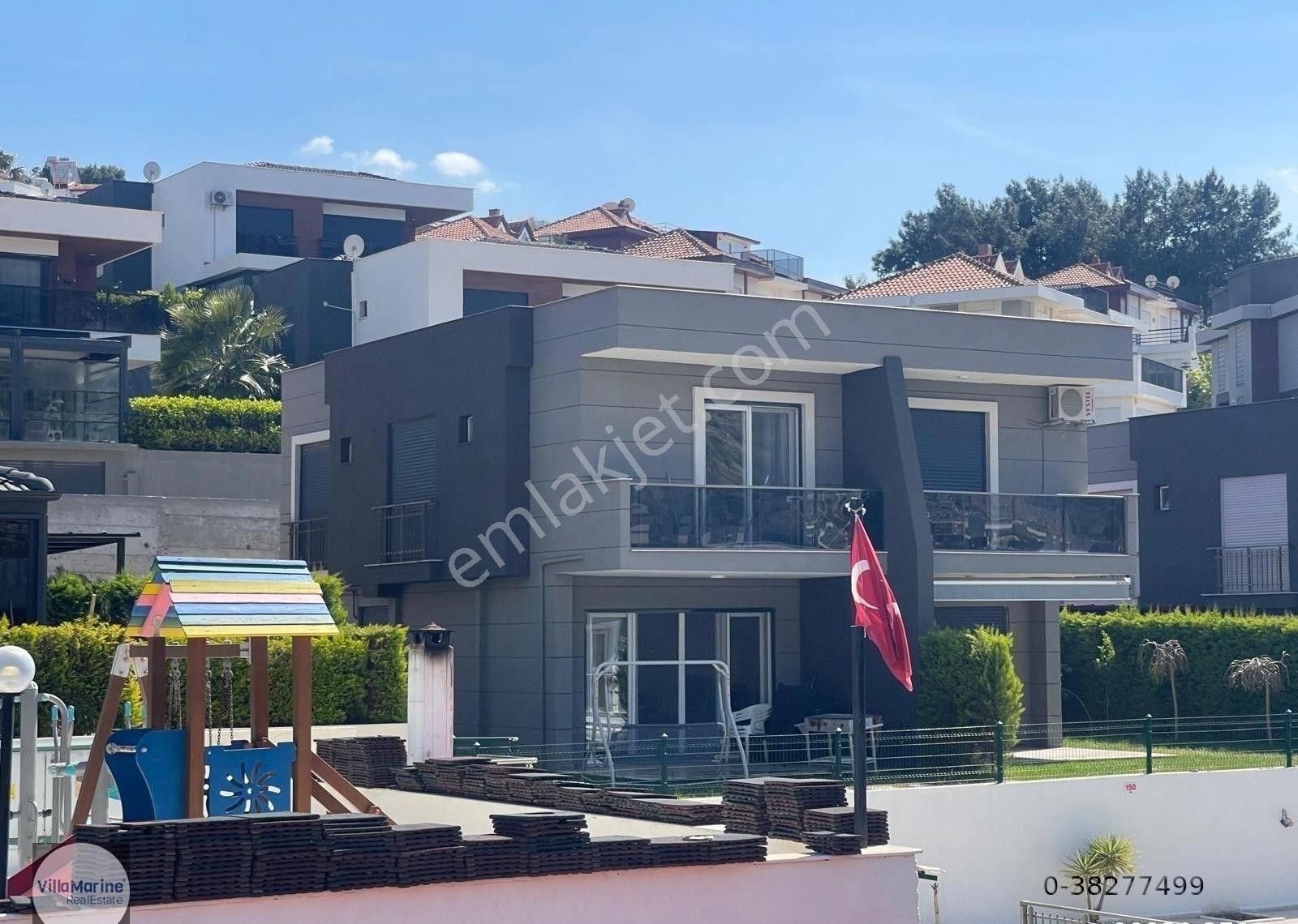 Kuşadası Yavansu Satılık Daire Kaçırılmayacak Fırsat!!!butik Sitede Doğalgazlı 2+1 Daire...