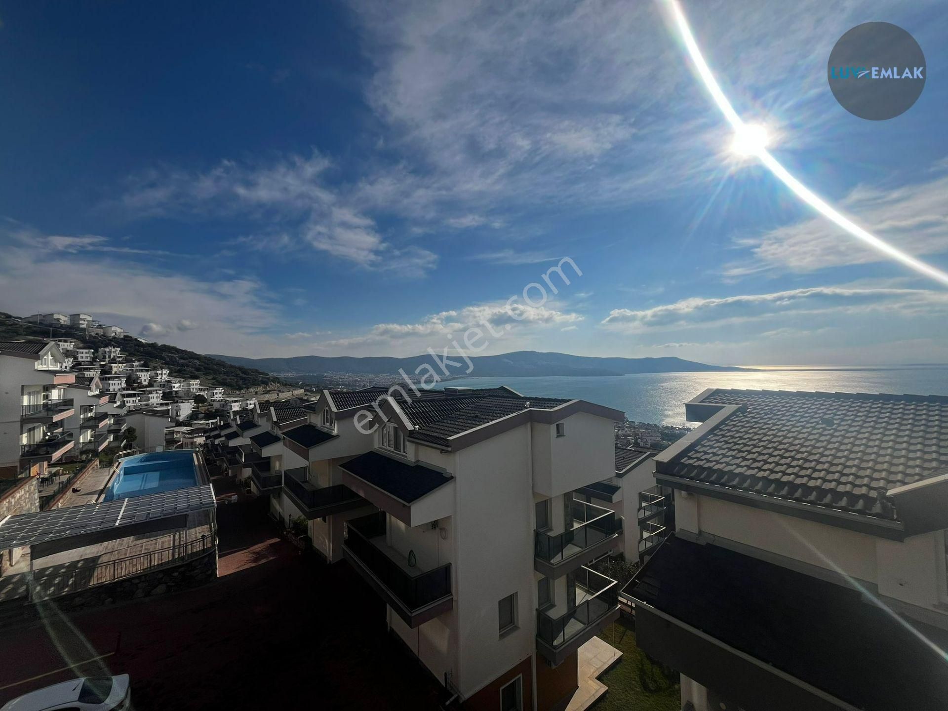 Didim Akbük'te Havuzlu Sitede Deniz Manzaralı 2+1 Bahçe Dubleksi - Görsel 9