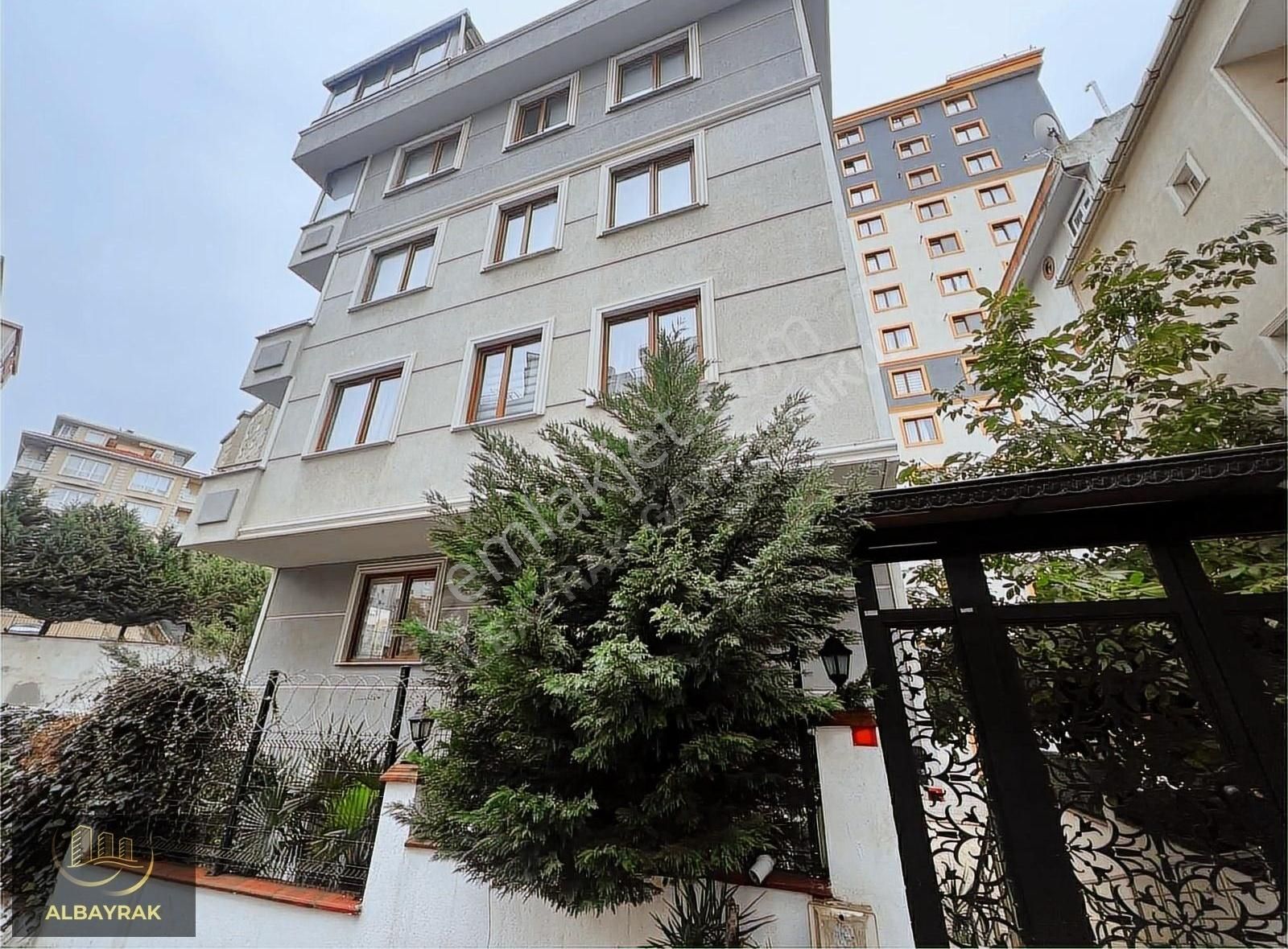 Ümraniye Çakmak Satılık Daire Albayraktan 2+1 90m2 Giriş Ters Dubleks Merkezi Lokasyon Satılık