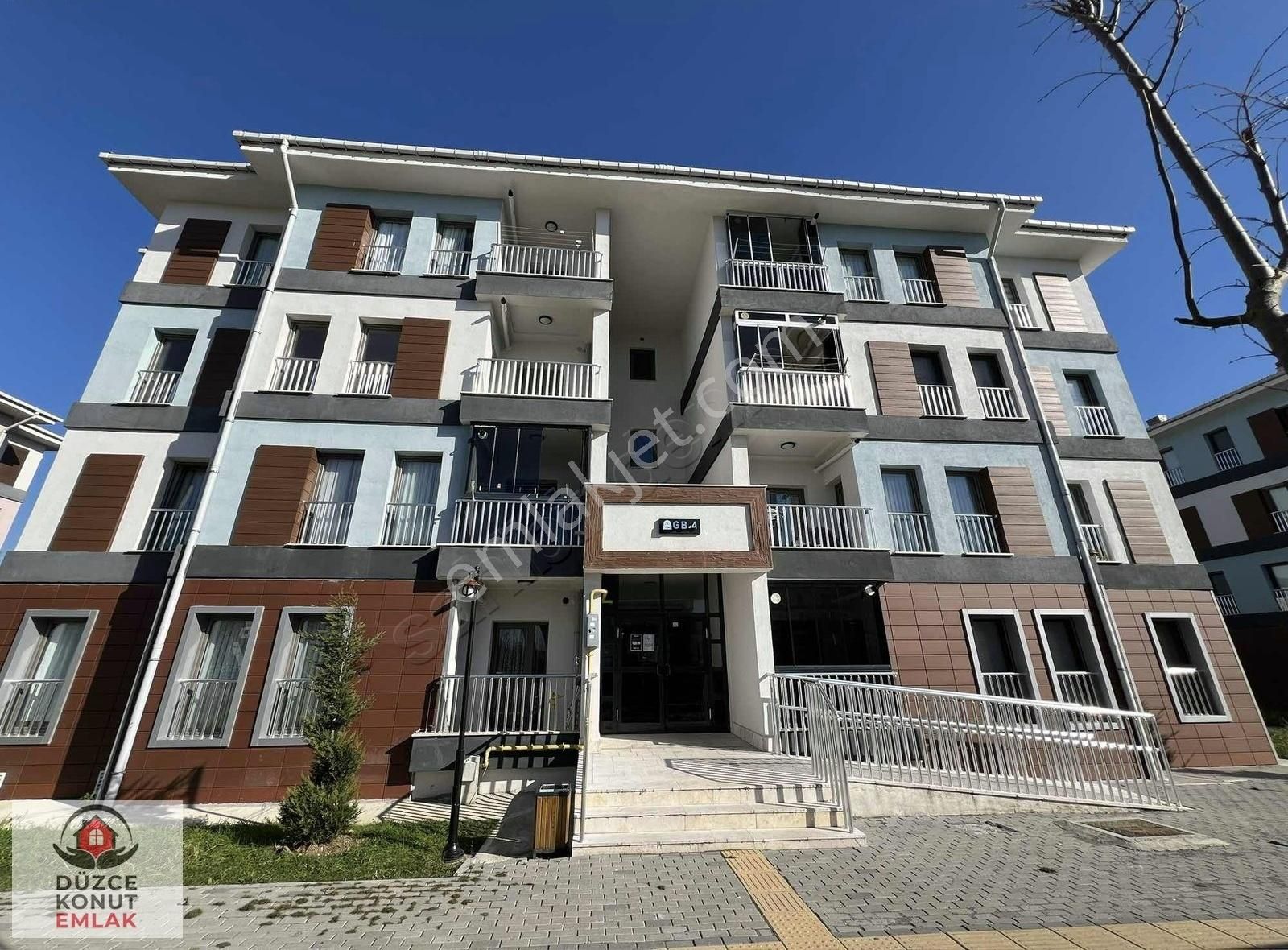 Düzce Merkez Beyciler Satılık Daire Düzce Merkez Beyciler Toki'de Ara Kat 118 M² Satılık 3+1 Daire