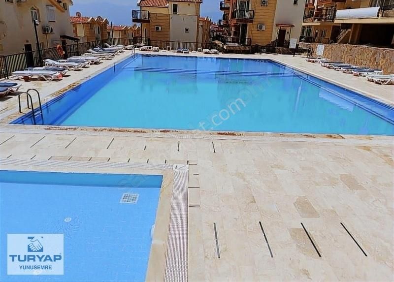 Kuşadası Kadınlar Denizi Satılık Villa Kuşadası Havuzlu Site İçerisinde 4+2 Villa