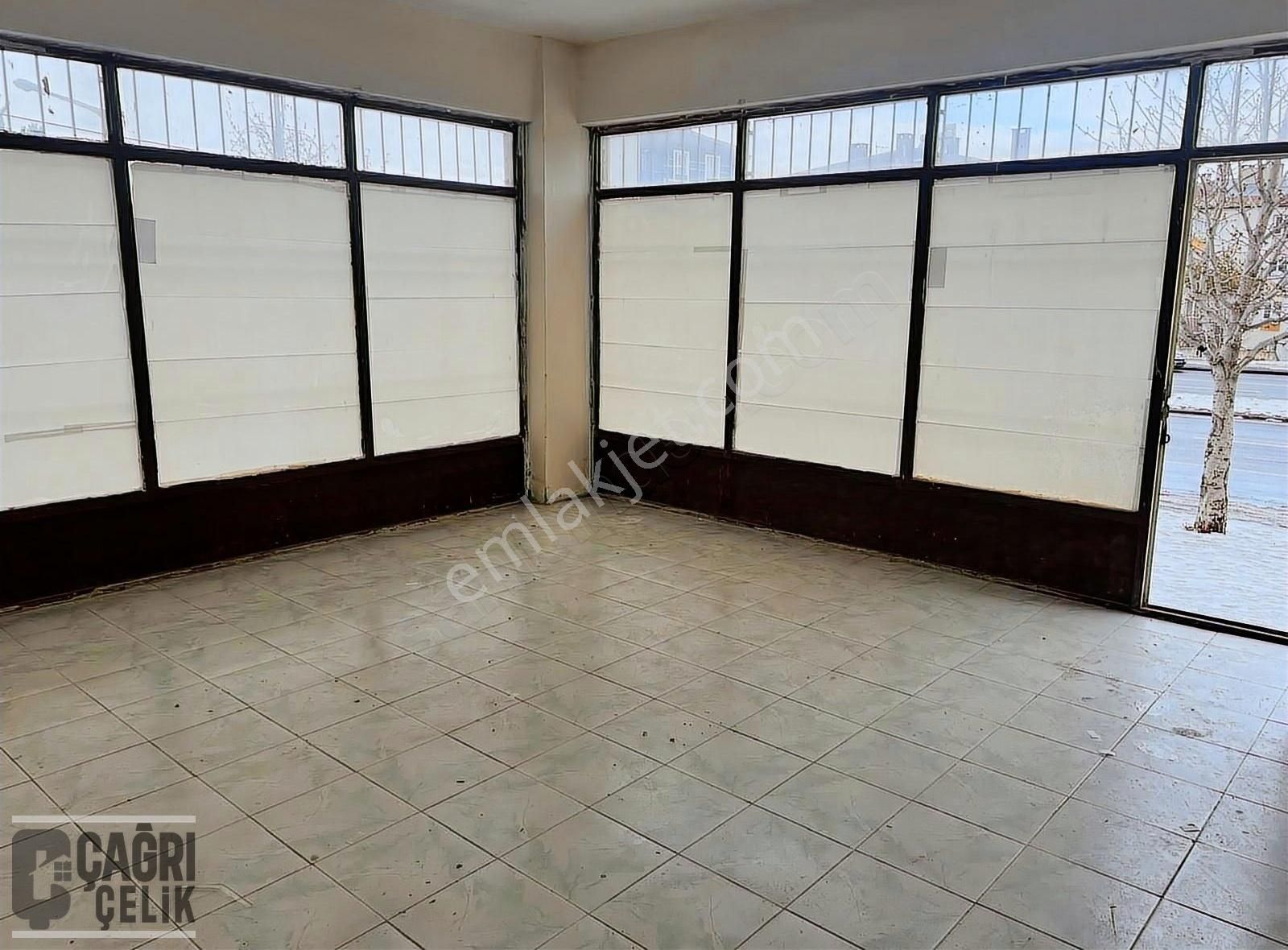 Çağrı Çelik Gyd'dan Fatih Mah. Cad. Üstü Köşe Başı Kiralık Dük.