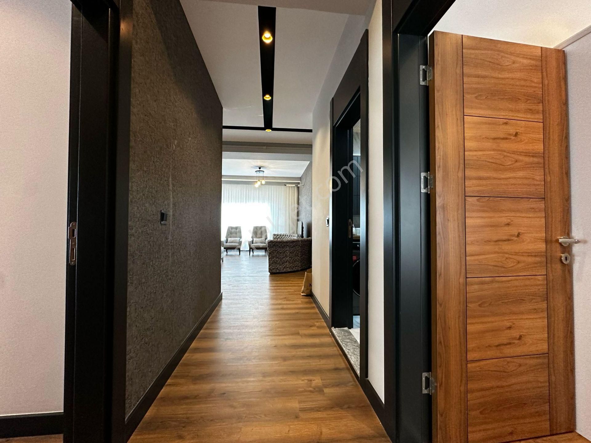 Merkeze Yakın-guvenlık-havuz-otopark-lüx 12 Ay Üzerinden Kıralık 3+1 Daire - Görsel 33