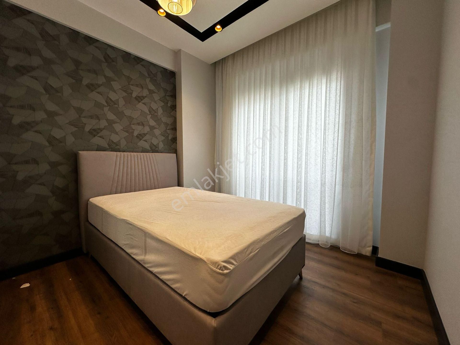 Merkeze Yakın-guvenlık-havuz-otopark-lüx 12 Ay Üzerinden Kıralık 3+1 Daire - Görsel 18