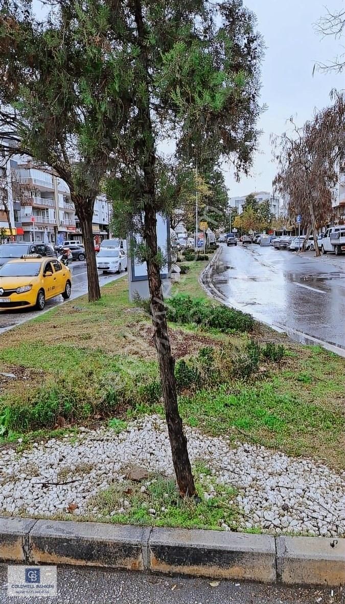 Karşıyaka Goncalar Devren Dükkan & Mağaza Karşıyaka Ordu Bulvarında Cadde Üzerinde Devren İşletme