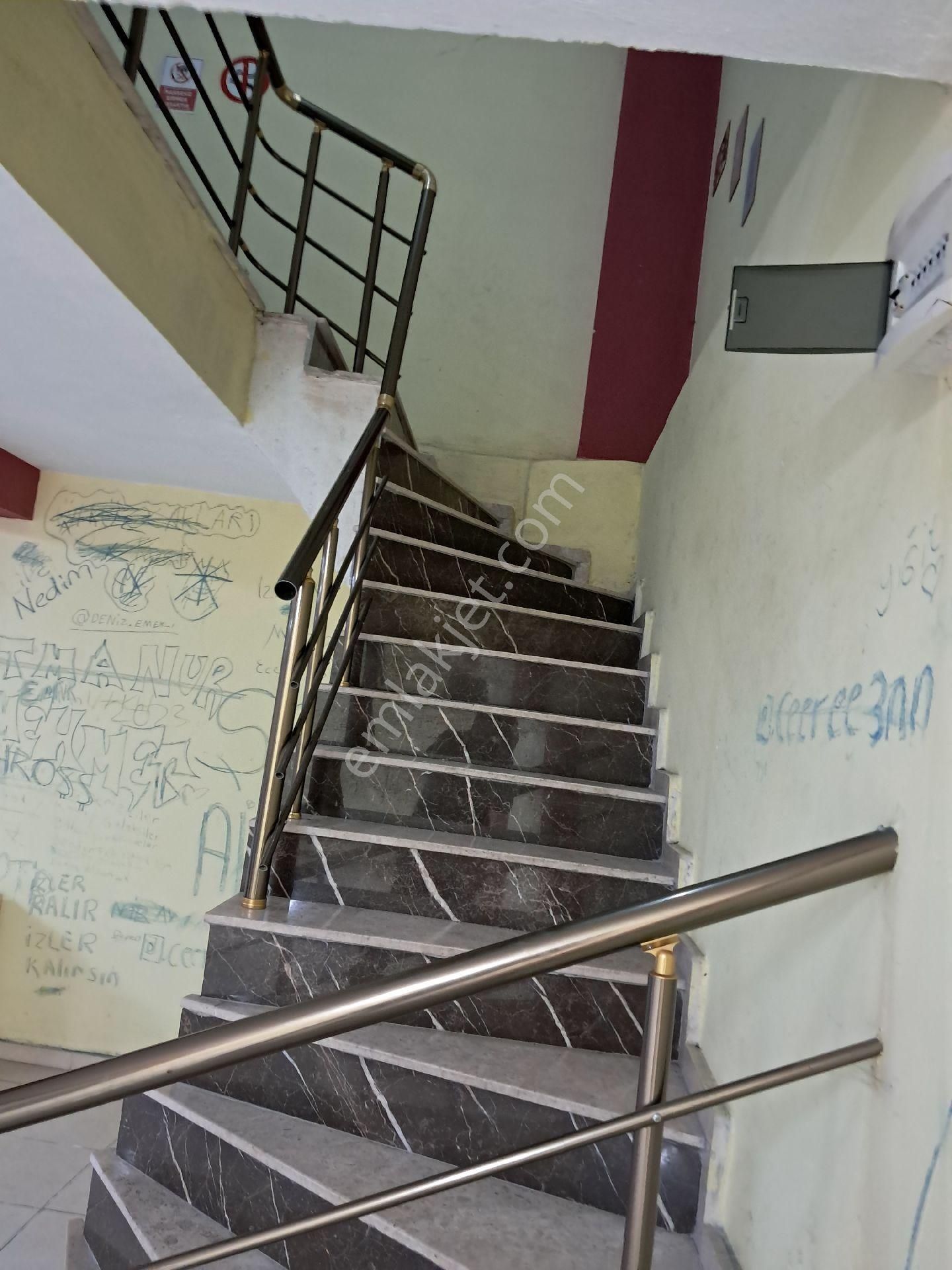 Balıkesir/edremit'te Cafe-blardo Salonu 320m2 Eşyalarıyla Devren Kiralık - Görsel 19