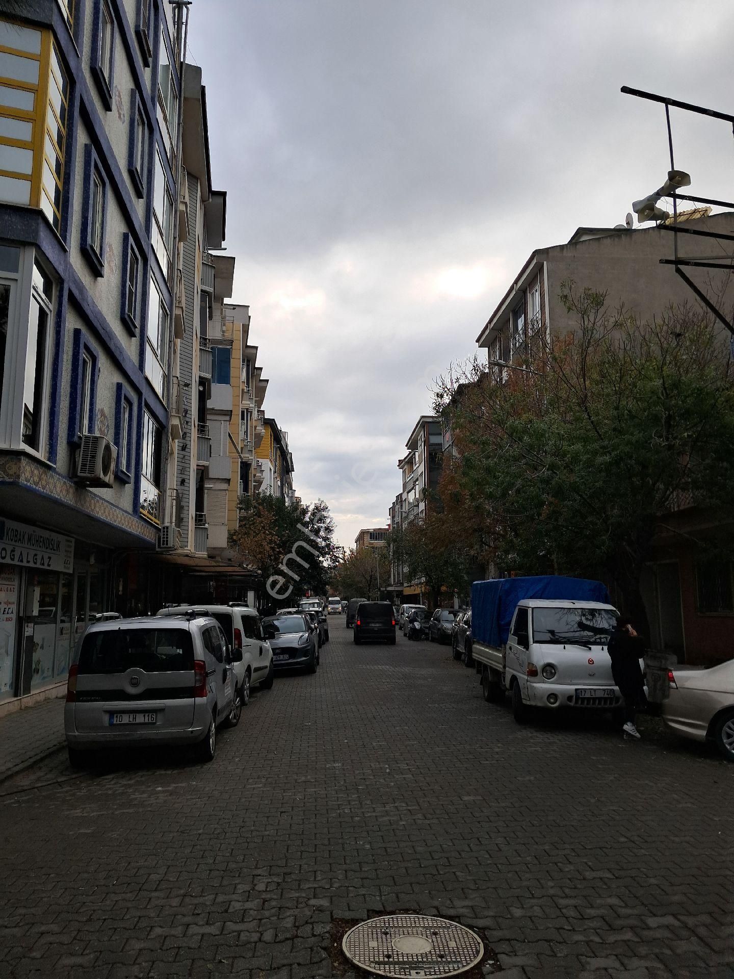 Balıkesir/edremit'te Cafe-blardo Salonu 320m2 Eşyalarıyla Devren Kiralık - Görsel 5