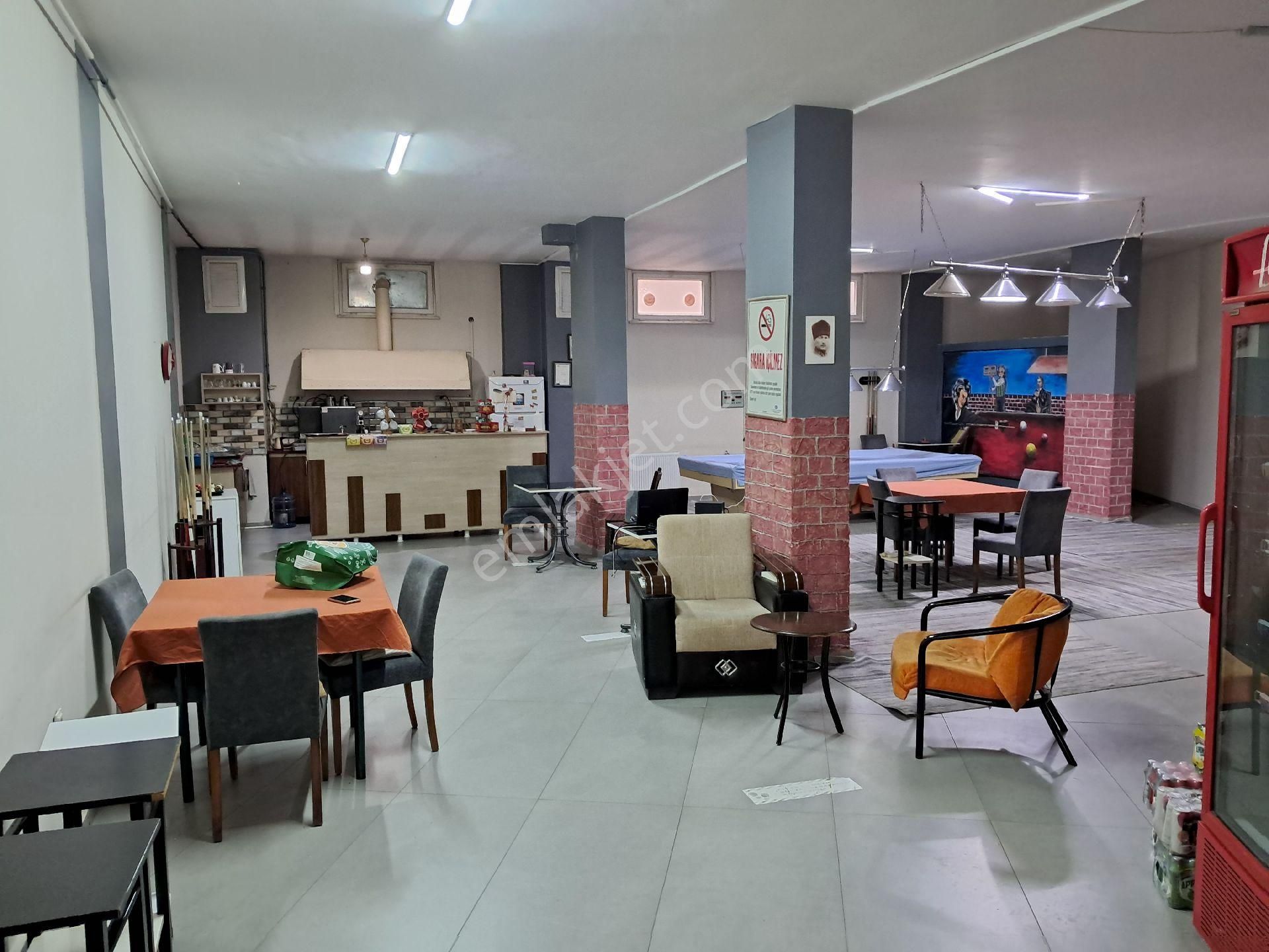 Balıkesir/edremit'te Cafe-blardo Salonu 320m2 Eşyalarıyla Devren Kiralık - Görsel 31