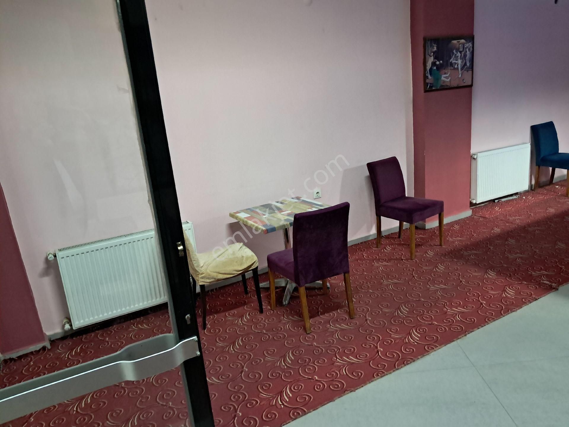 Balıkesir/edremit'te Cafe-blardo Salonu 320m2 Eşyalarıyla Devren Kiralık - Görsel 9