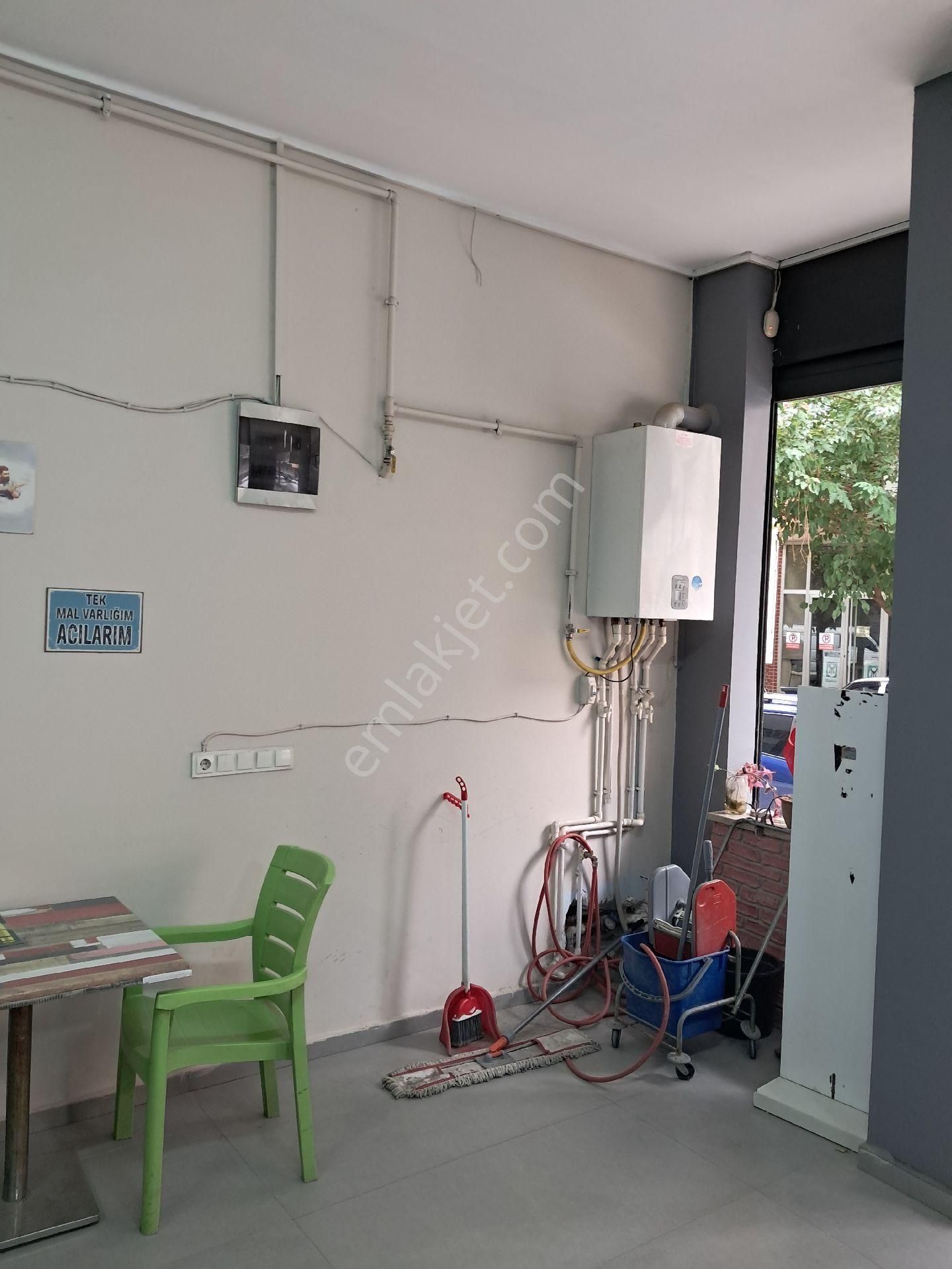 Balıkesir/edremit'te Cafe-blardo Salonu 320m2 Eşyalarıyla Devren Kiralık - Görsel 34