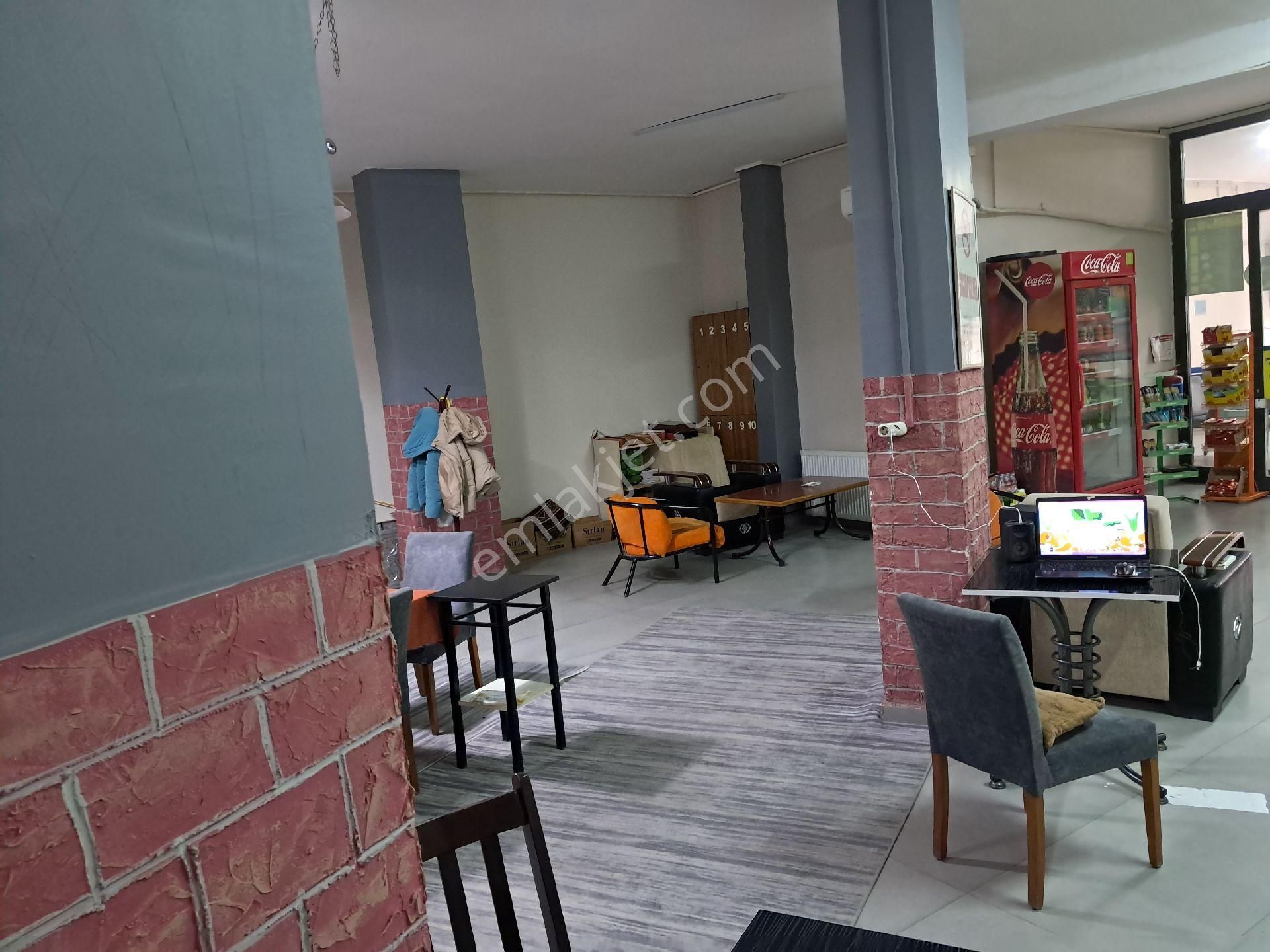 Balıkesir/edremit'te Cafe-blardo Salonu 320m2 Eşyalarıyla Devren Kiralık - Görsel 25