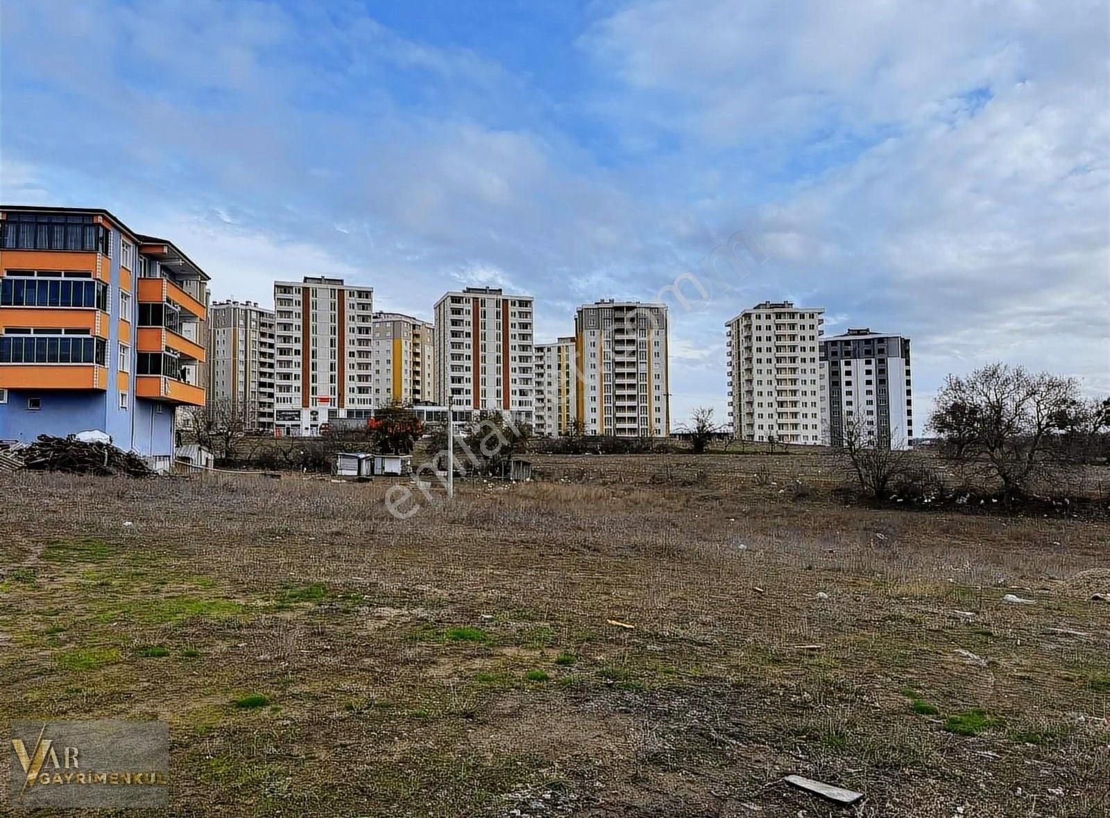 Çerkezköy Kızılpınar Namık Kemal Satılık Konut İmarlı Tekirdağ Çerkezköy Kızılpınar'da 300 M² İmarlı İfrazlı Arsa