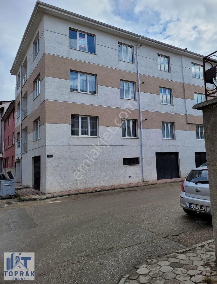 Tepebaşı Şirintepe Kiralık Daire Toprak Emlaktan Şirintepe Mah. De Geniş Kiralık 2+1