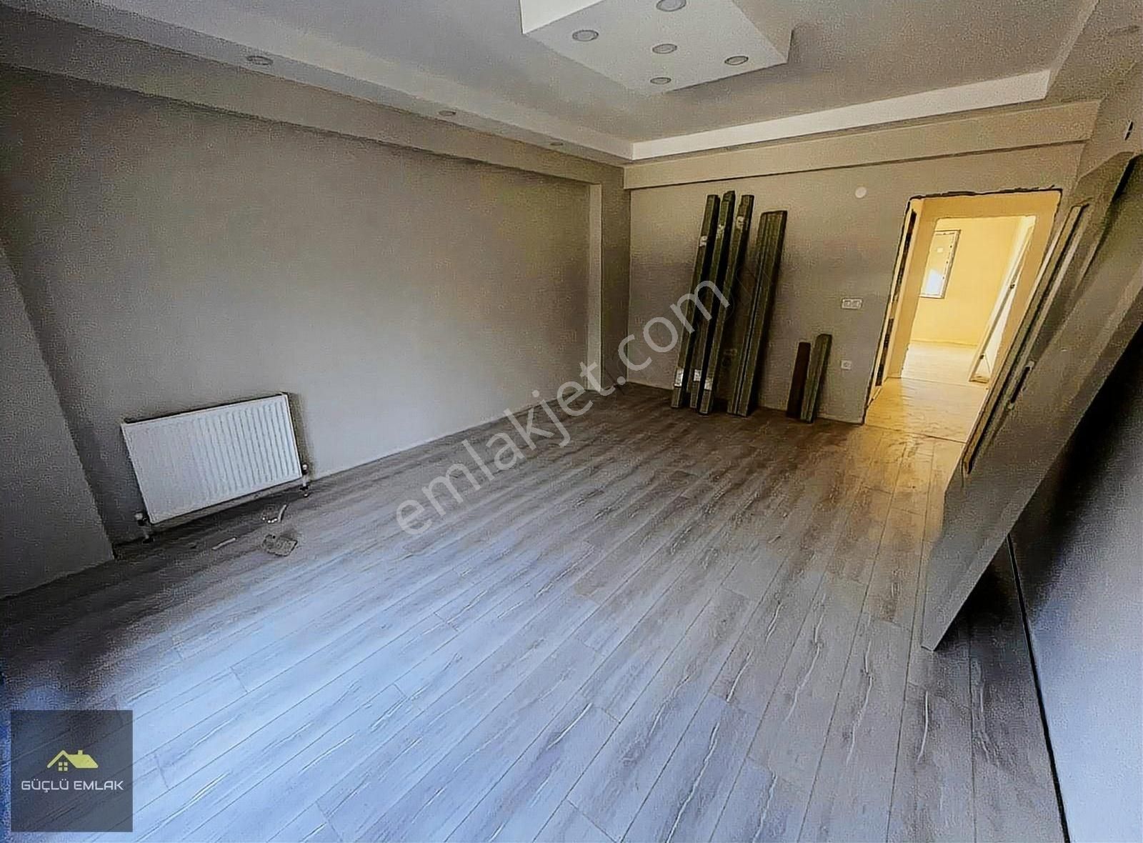 Küçükçekmece İnönü Satılık Daire İnönü Mahallesinde 4+2 180 M2 Sıfır Satılık Dublex Daire