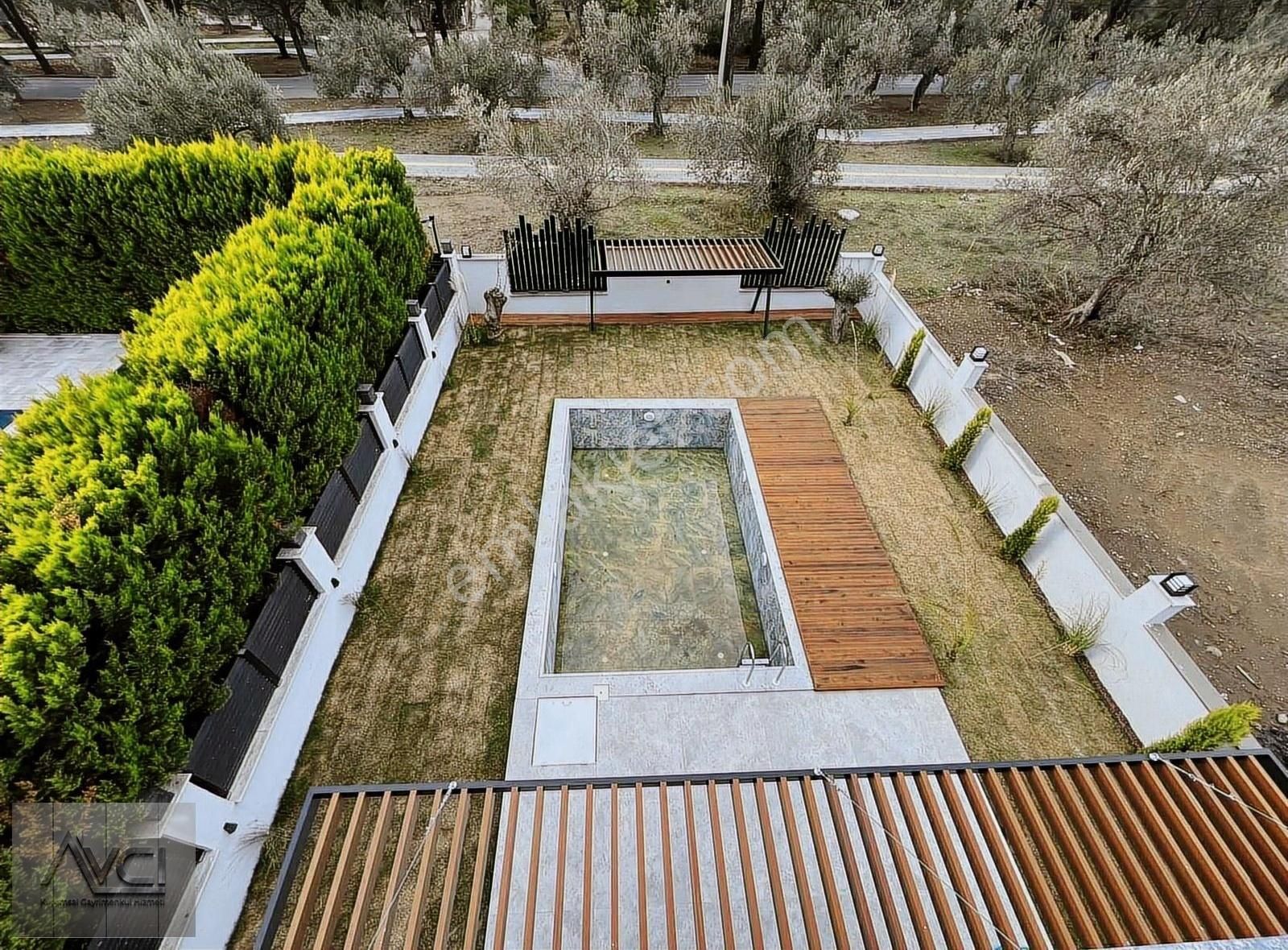 Avcı'dan Güre'de 400m2 Arsa İçerisinde Müstakil Havuzlu 4+1villa - Görsel 4