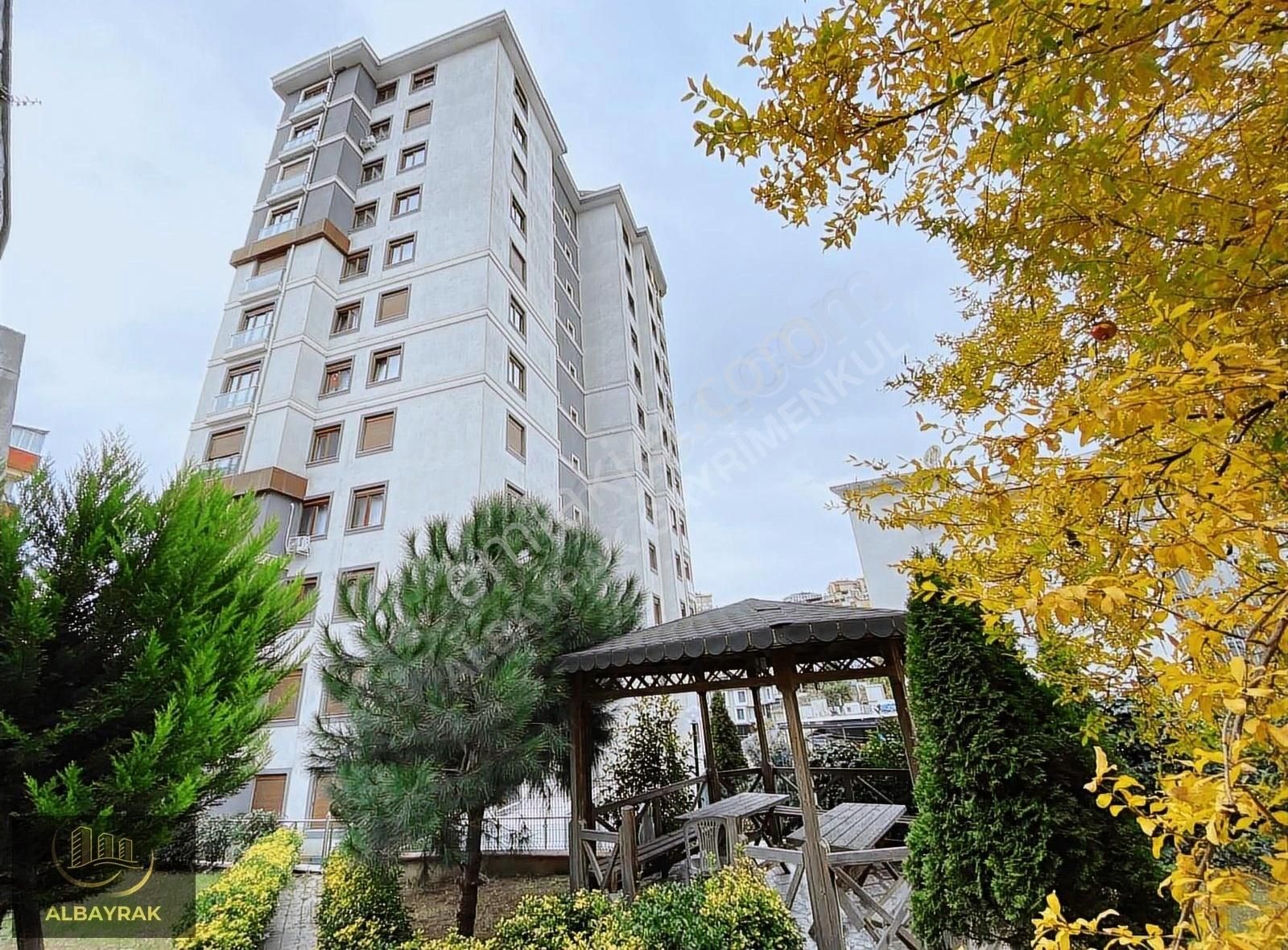 Ümraniye Armağanevler Satılık Daire Albayrak'tan Adonist Evlerinde 9.kat Ebeveyn Banyolu 140m² 3+1