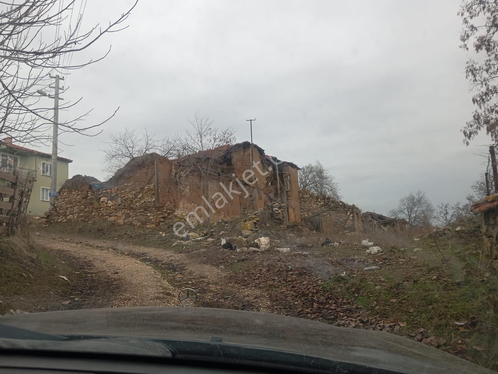 Tepebaşı Uludere Satılık Tarla Uluderede Satılık Köy İçi Arsa