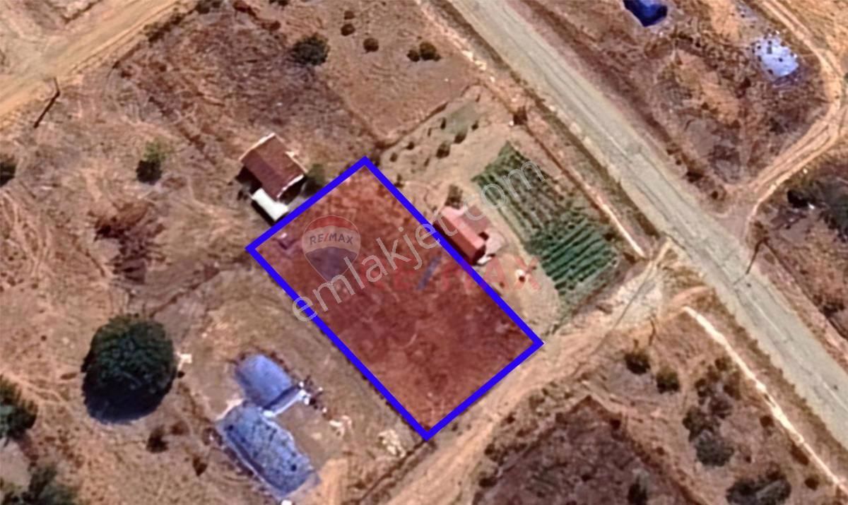 Kepsut Nusret Satılık Villa İmarlı Remax İnci'den Kepsut Nusret Mah 766m2 Satılık Arsa