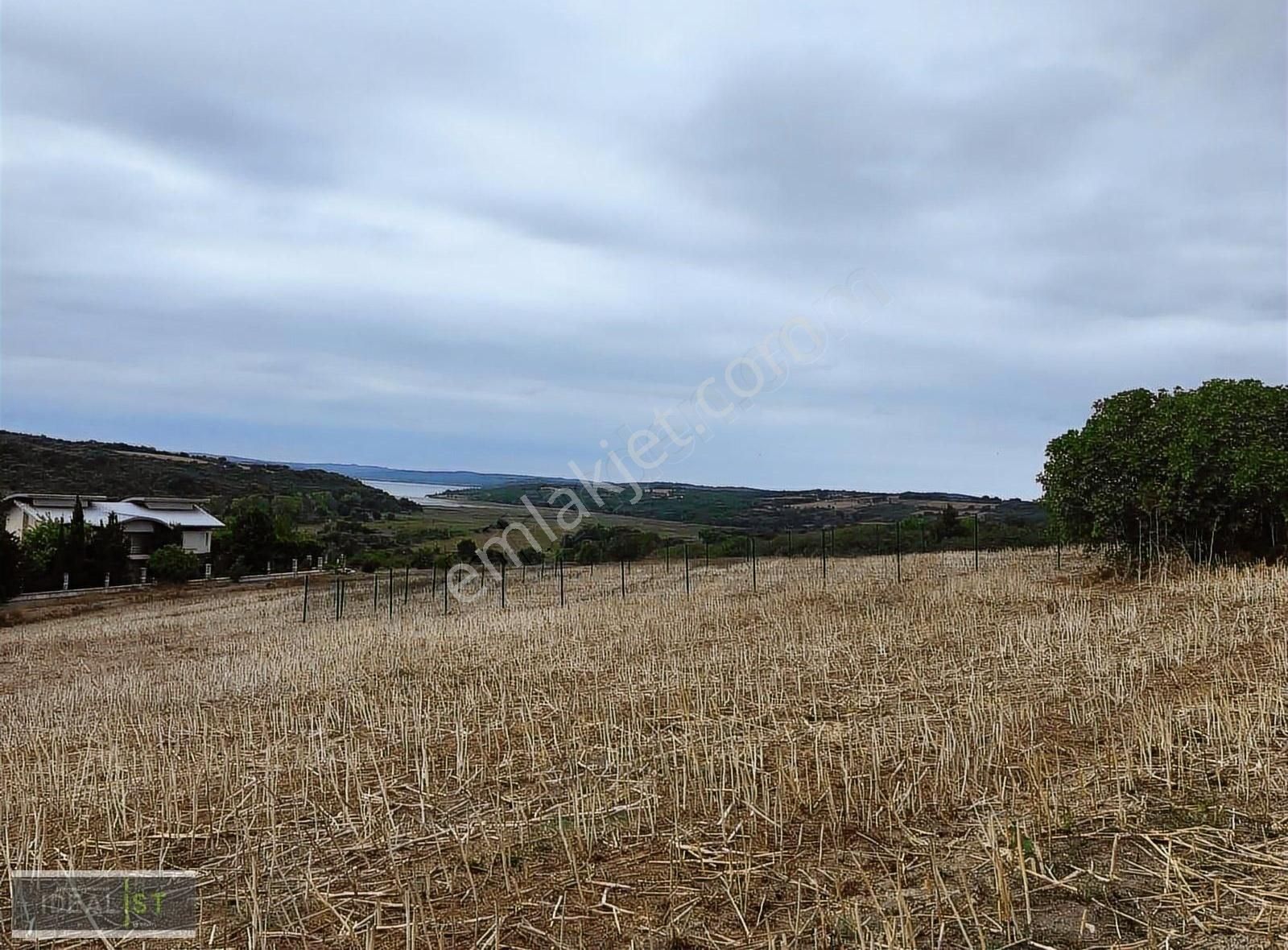 Arnavutköy Durusupark Sitesi İçerisinde Manzaralı 1000 M2 Arsa - Görsel 2