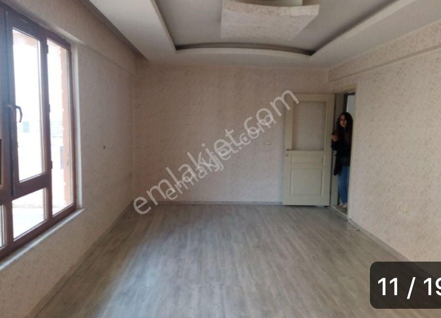 Selahattin Eyyubi Mahallesinde Satılık 2+1 Yukarı Dupleks Daire - Görsel 7