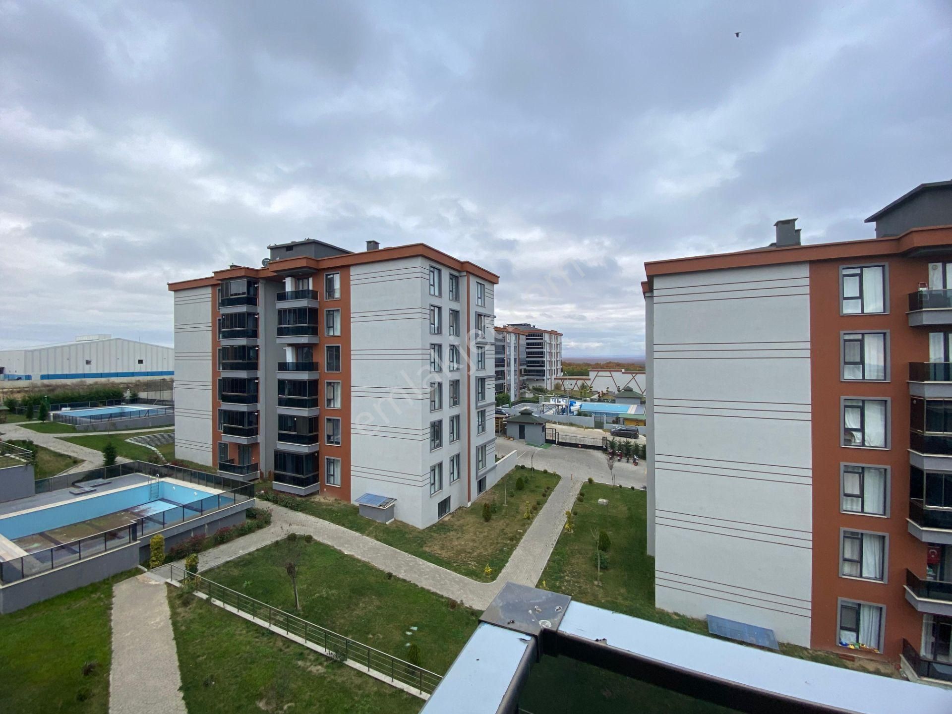 Çerkezköy Cumhuriyet Satılık Daire Merpa İnşaat'tan Çerkezköy Tepe'de Site İçi 4+1 Kat Mülkiyetli Daire