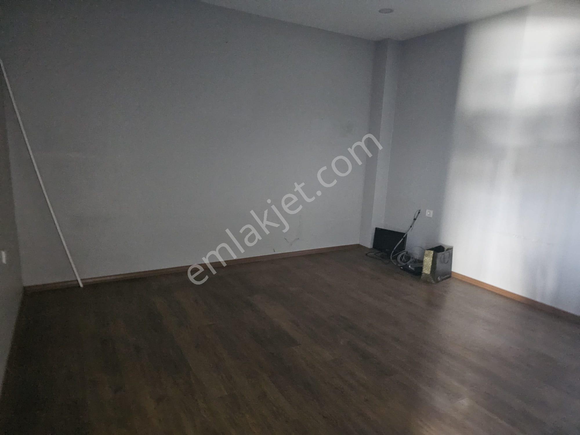 İkitellide 250 M2 Satılık Dükkan - Görsel 4