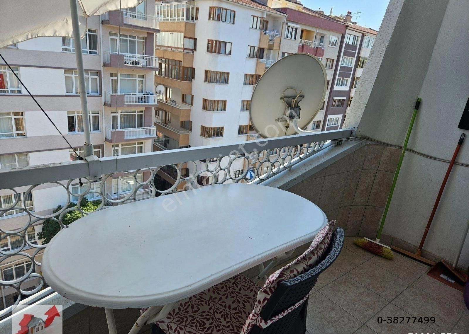 Odunpazarı Vişnelik Satılık Daire Dönertaş Emlaktan Vişnelik Öğretmenler Bulvarı 4+1 175 M2 Full Bakımlı Ara Kat Satılık Daire