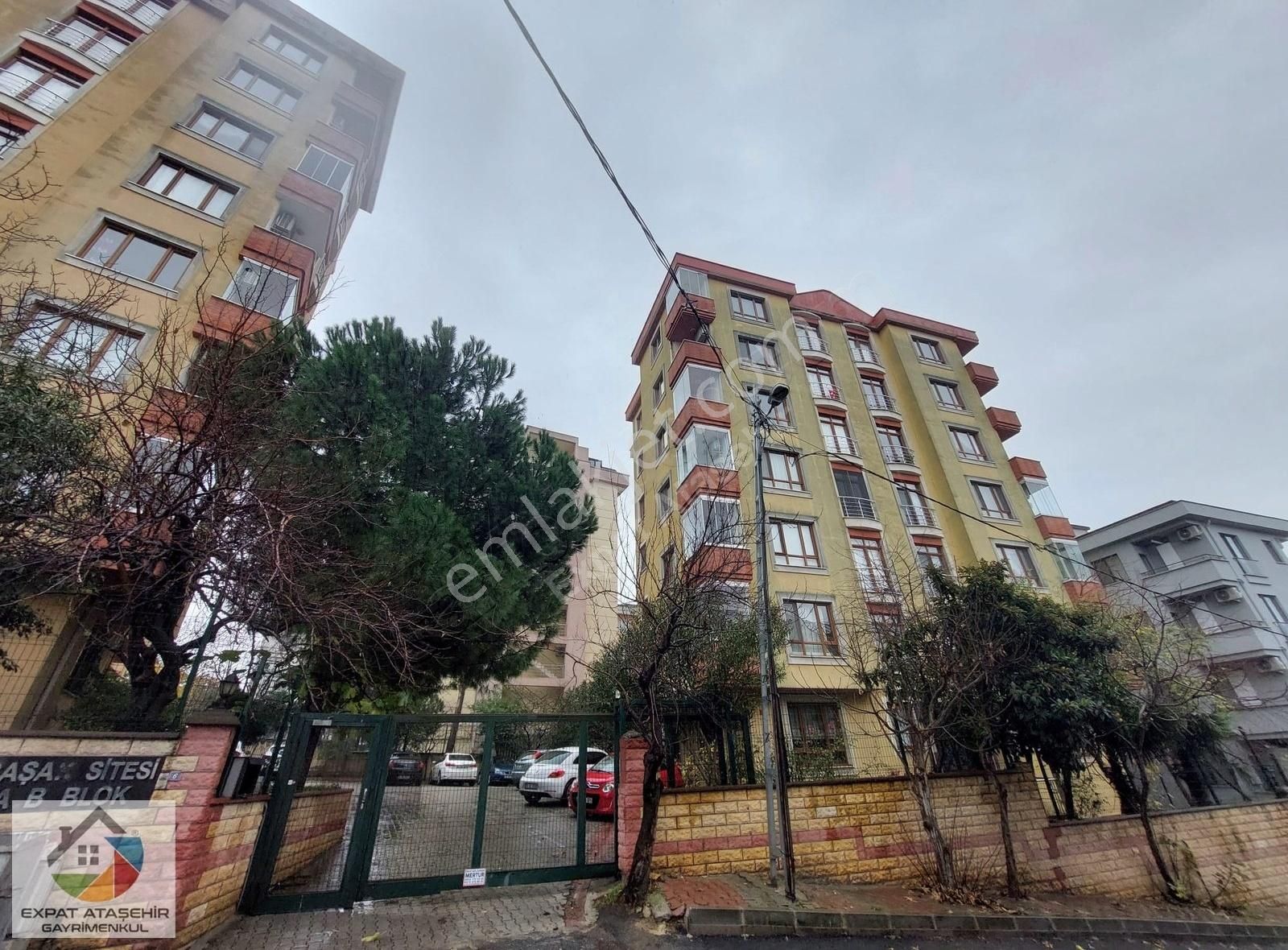 Ataşehir Küçükbakkalköy Satılık Daire Ataşehir Novada Hastaneler Mevki Ebv. Banyolu Balkonlu 3+1 125m2