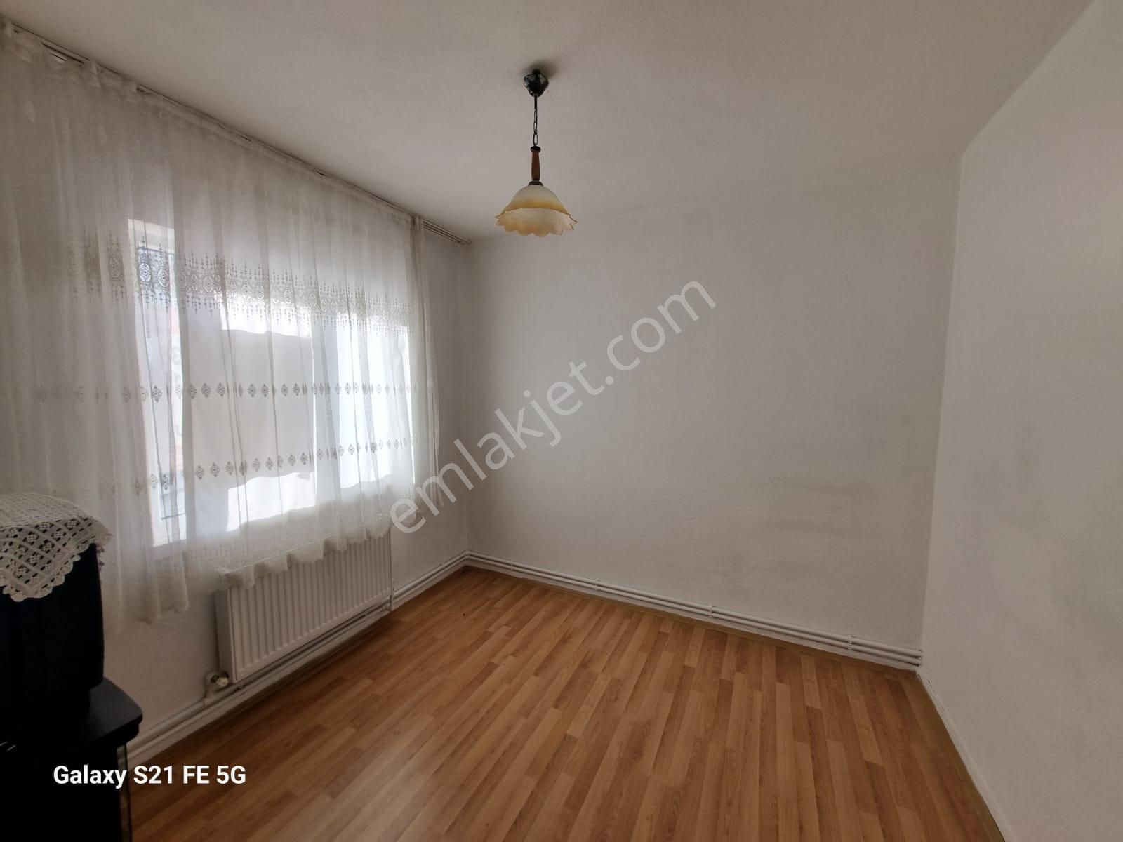 Demiröz Gayrimenkulden Merkezi Konumda Satılık 3+1 Daire - Görsel 10