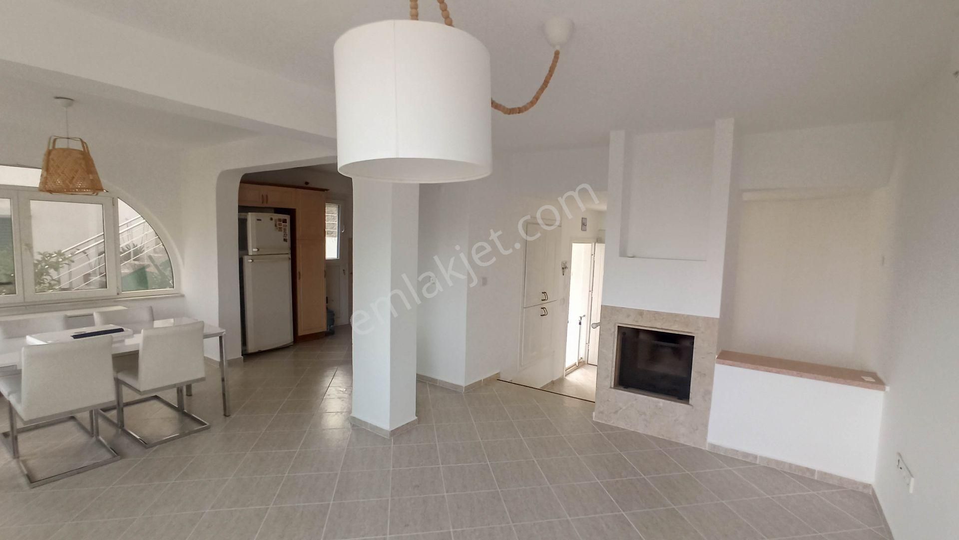 Bodrum Nağme Sitesi'nde Geniş Bahçeli 3+1 Villa - Görsel 15