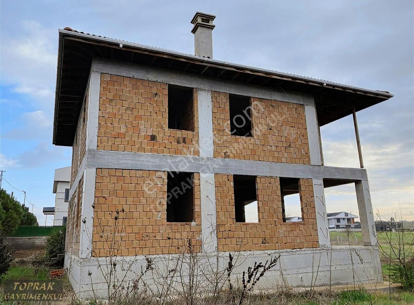 Silivri Çanta Balaban Satılık Villa Çanta Balaban Cumhuriyet Evlerinde Natamam Villa