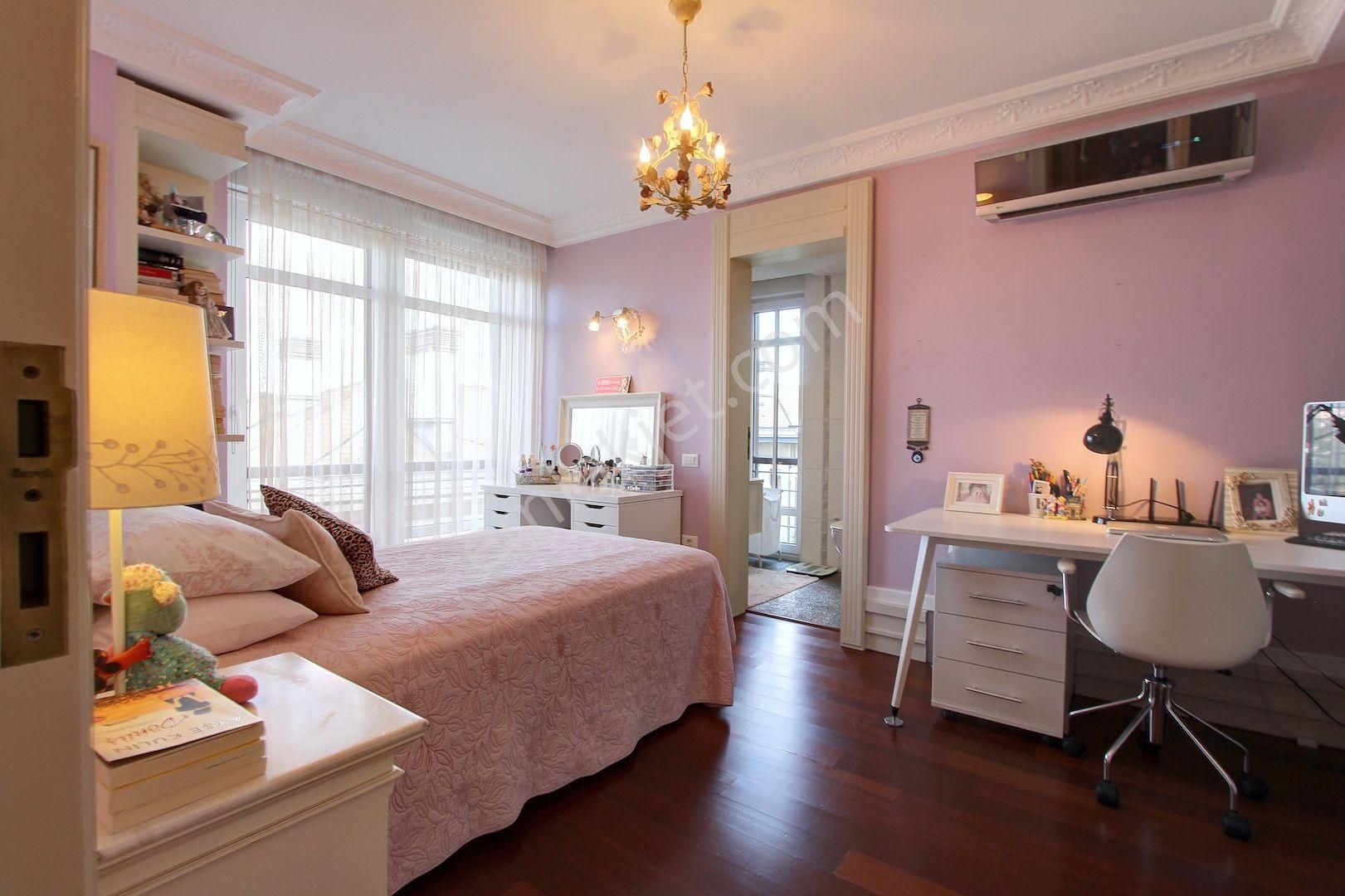 İstinyede Özel Havuzlu Presjtijli Lüx Villa Bahçeli Fırsat Fiyata - Görsel 9