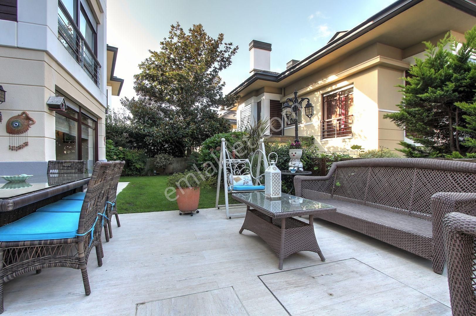 İstinyede Özel Havuzlu Presjtijli Lüx Villa Bahçeli Fırsat Fiyata - Görsel 14