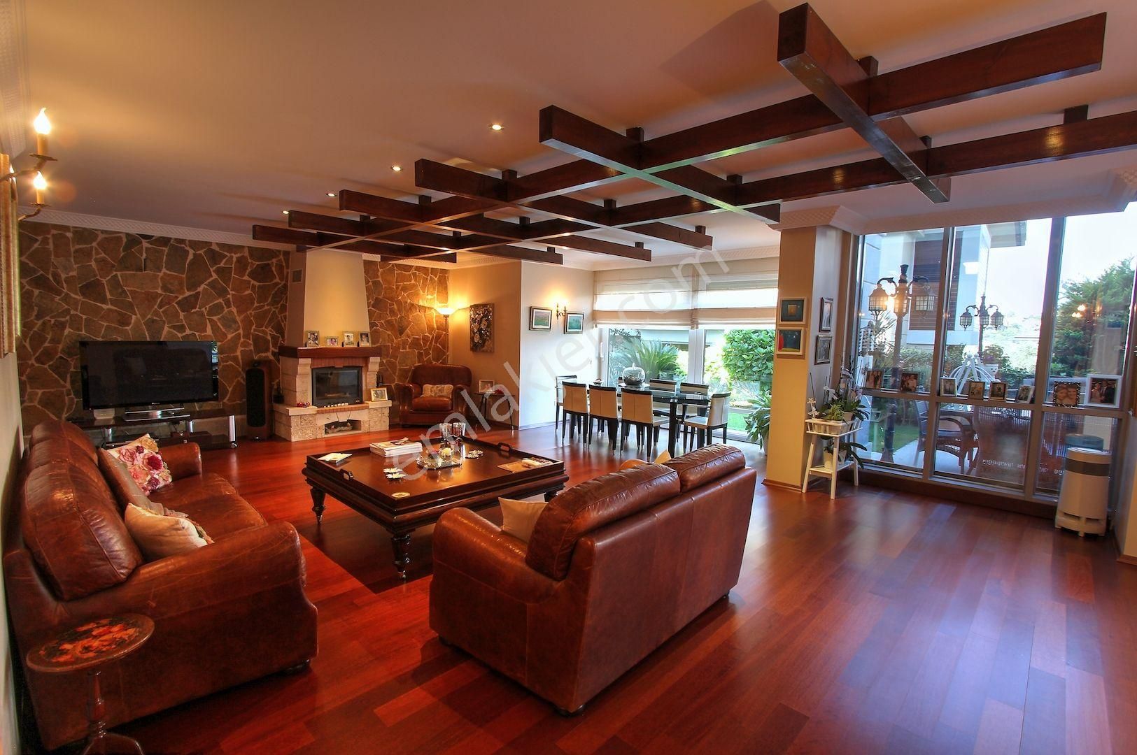 İstinyede Özel Havuzlu Presjtijli Lüx Villa Bahçeli Fırsat Fiyata - Görsel 10