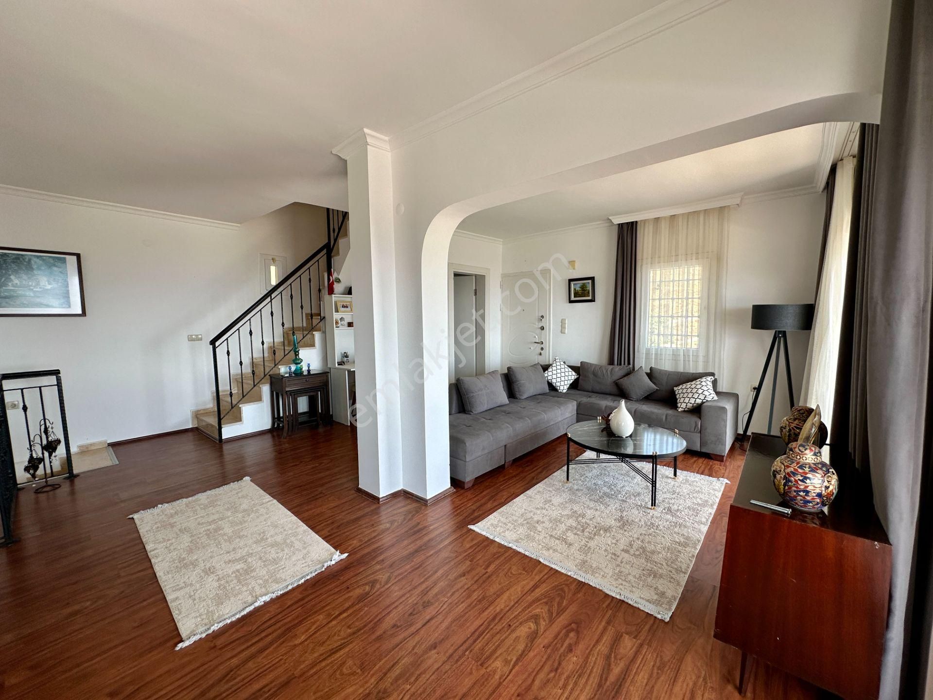 Bodrum Kadıkalesi'nde Satılık Harika Manzaralı Havuzlu Villa - Görsel 16