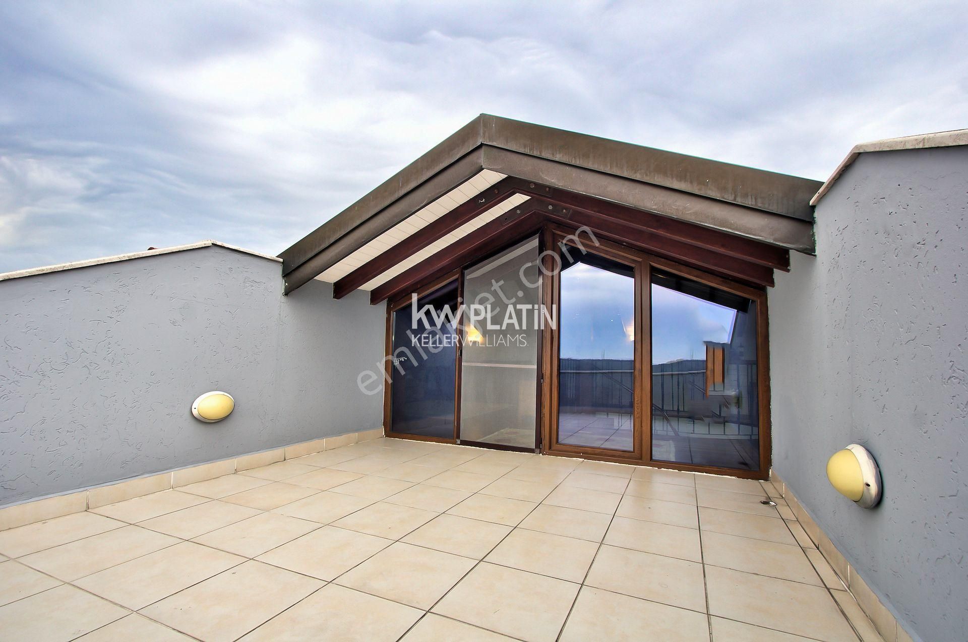 Özel Havuzlu Mustakıl Vılla Sitede Bakımlı Taşınmaya Hazır - Görsel 24