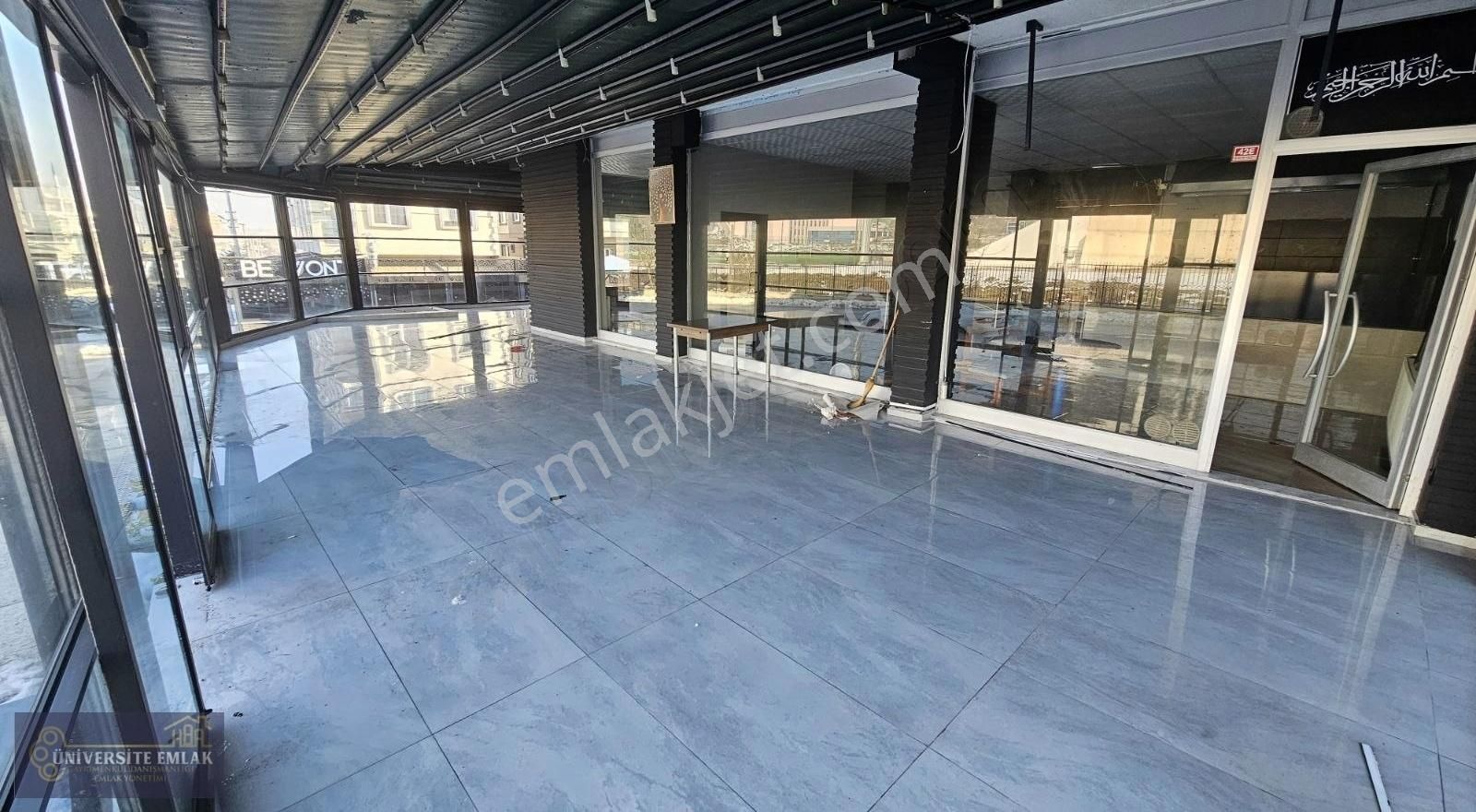 Düzce Merkez Orhangazi Kiralık Dükkan & Mağaza Düzce Üniversitesi 290m2 Kiralık Dükkan Otomatik Pergole Giyotin