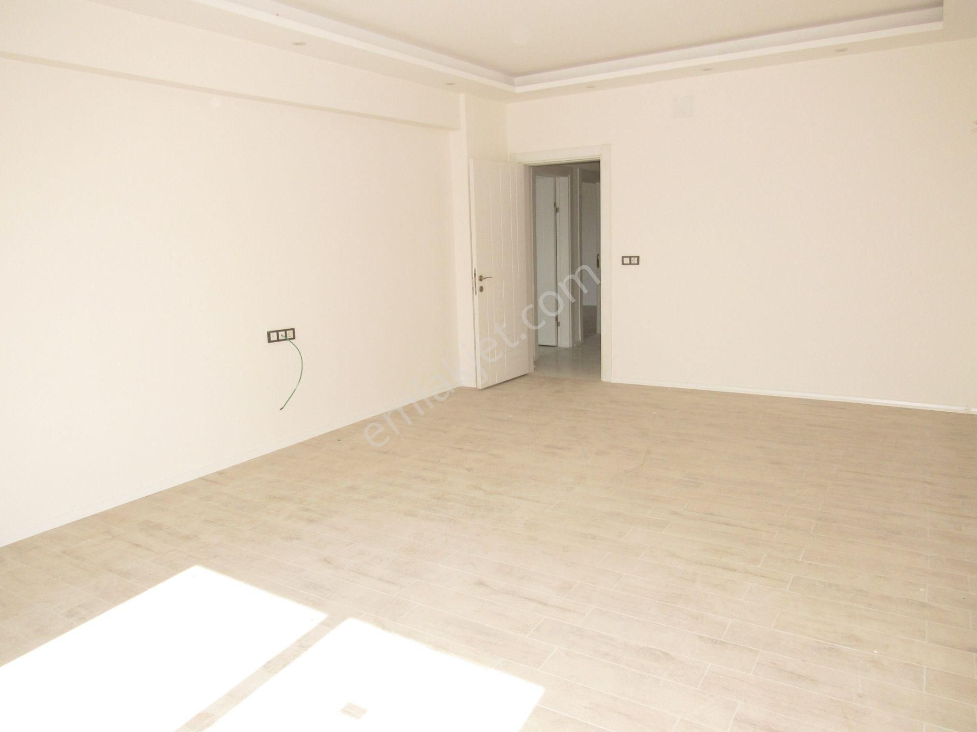 Göçmen Gayrimenkul'den Zafer Mah.170 M2 3+1 Sıfır Lüks Satılık Daire - Görsel 6