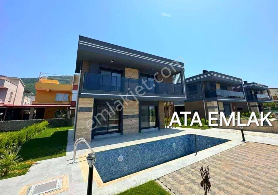 Kuşadası Güzelçamlı Satılık Yazlık Kuşadasında Denize Yakın Özel Havuzlu Tek Müstakil 4+1 Sıfır Villa