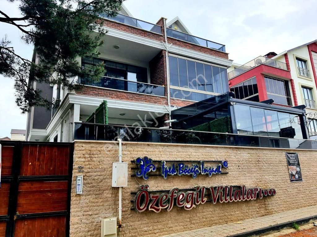 Nilüfer Demirci Satılık Villa Demirci Mh.sinde Satılık Villa.